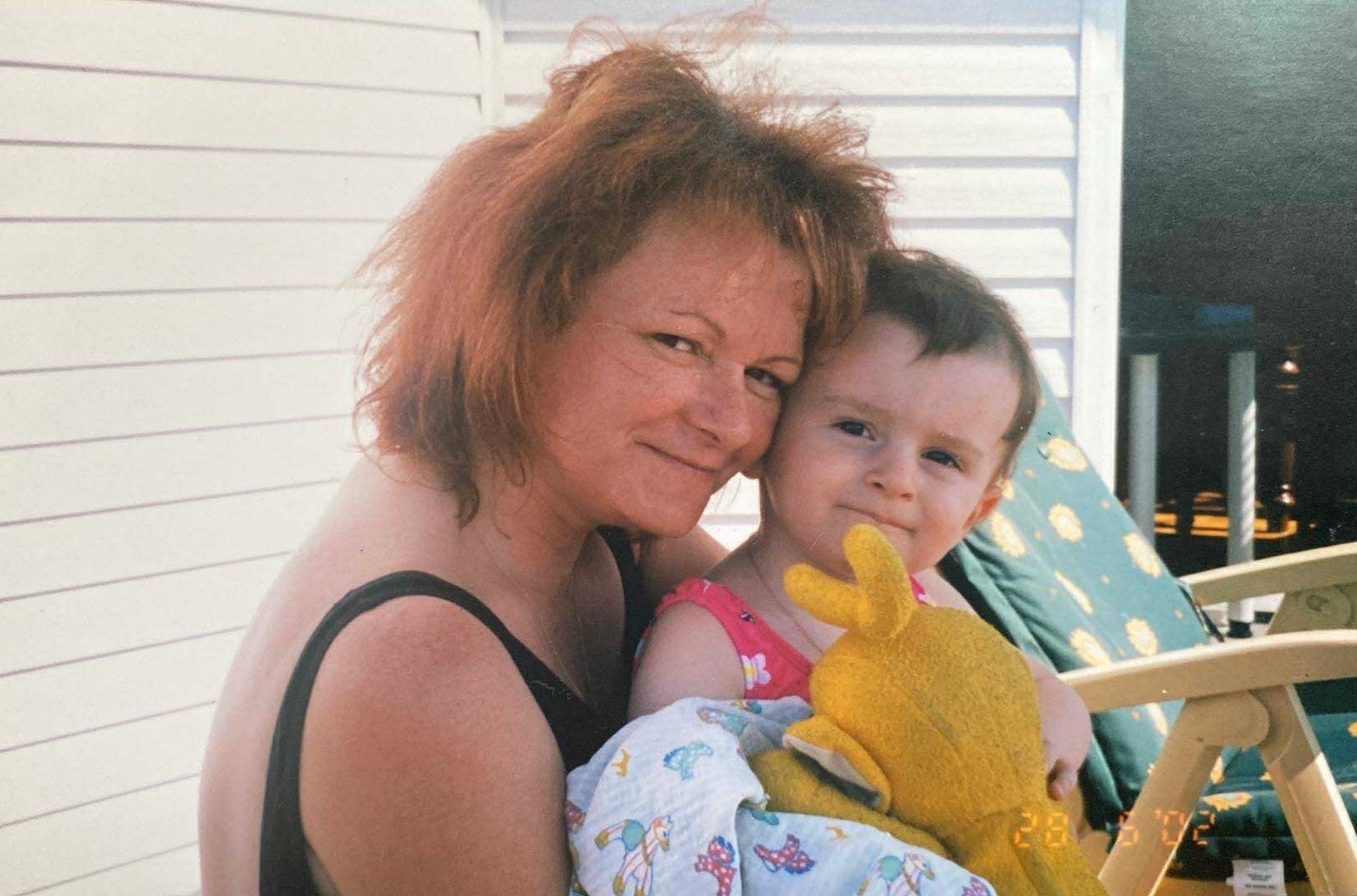 Un pas pour elle, une vie pour d'autres campaign photo, 2 of 4