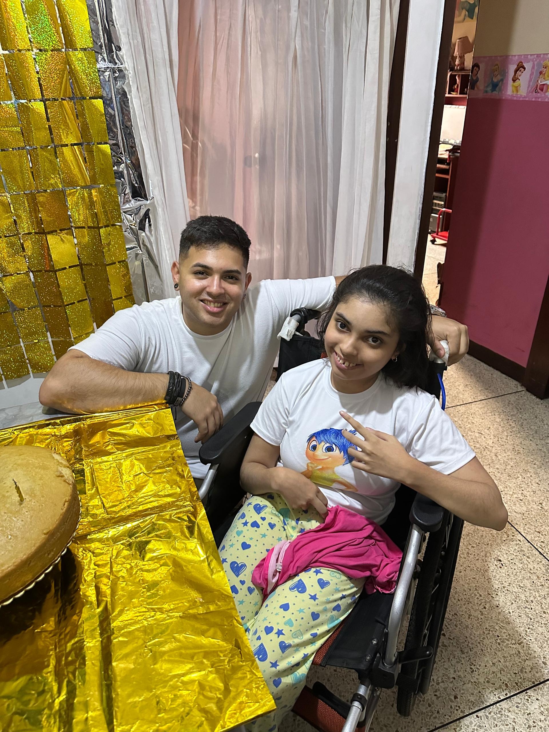 AYUDA URGENTE: Mi familia puede quedar sin hogar en vzla. campaign photo, 2 of 8