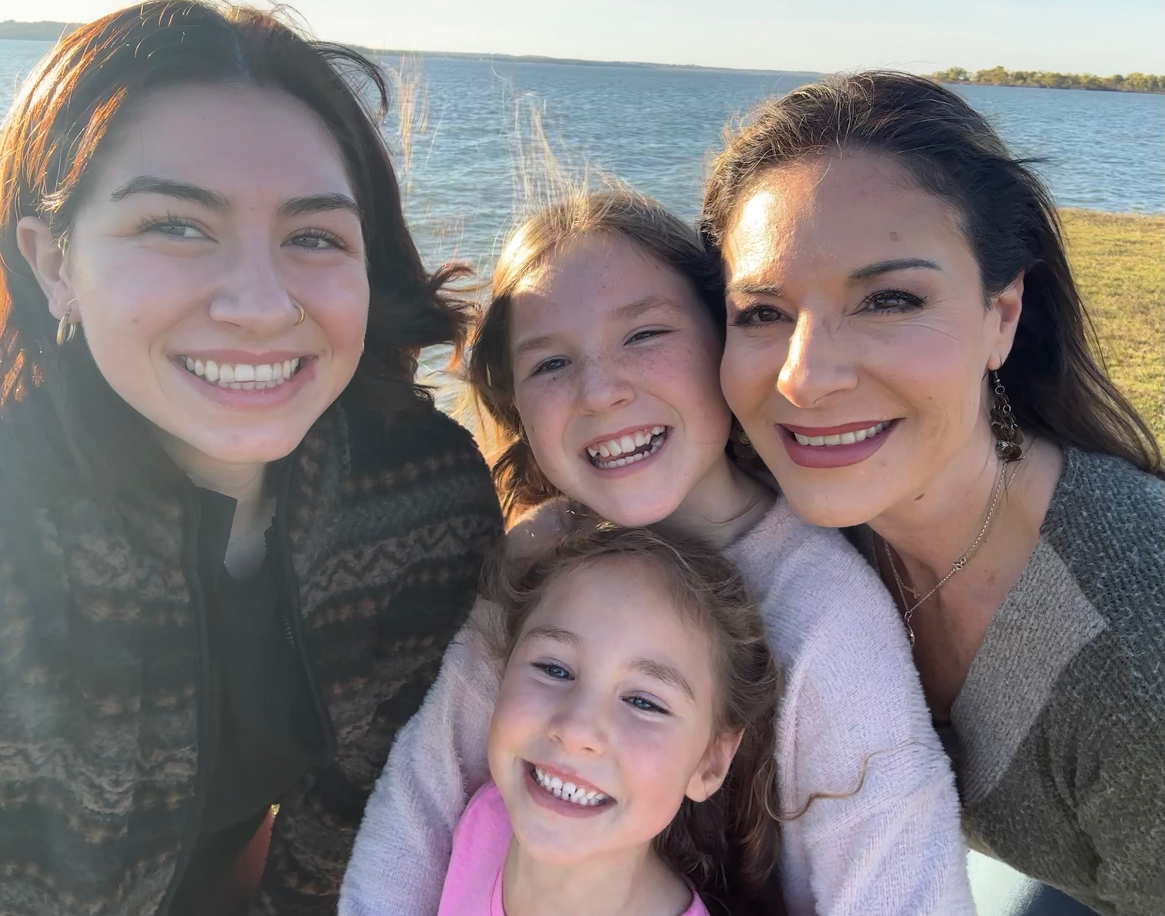 Support Diana's Family Facing Eviction campaign photo, 2 of 4