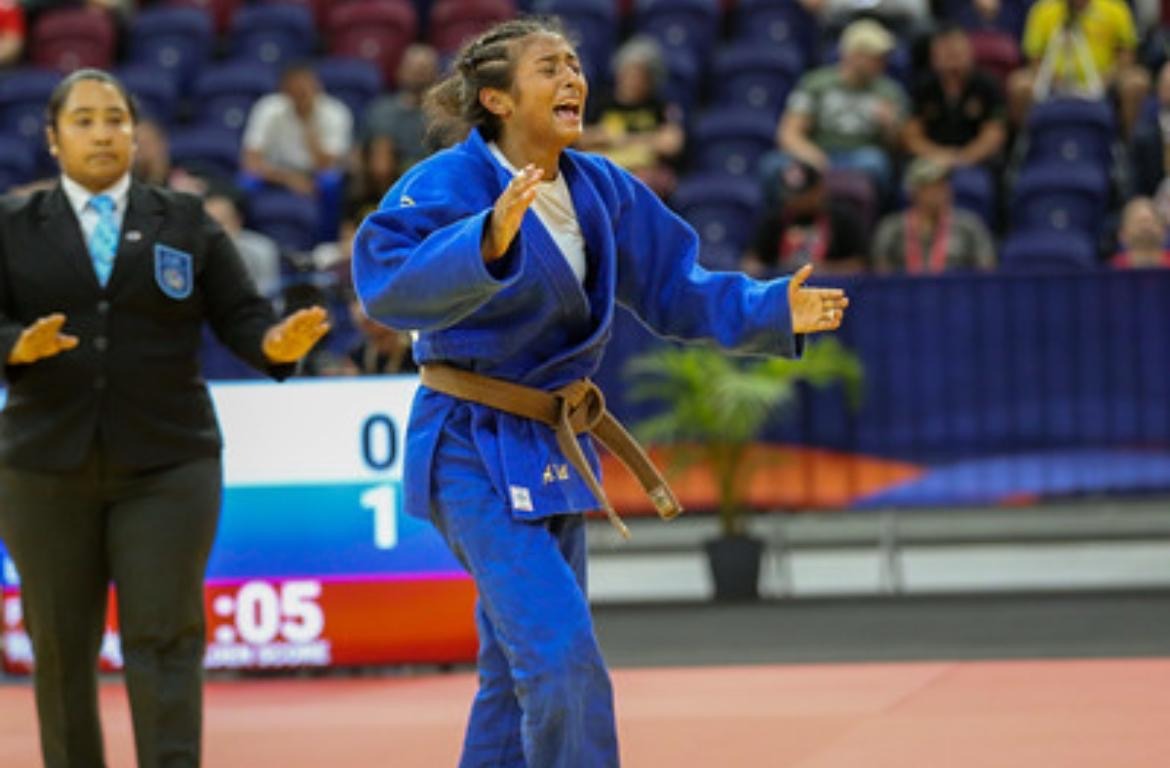 Help Amaris in her journey to the Cadet World Championship! campaign photo, 2 of 4