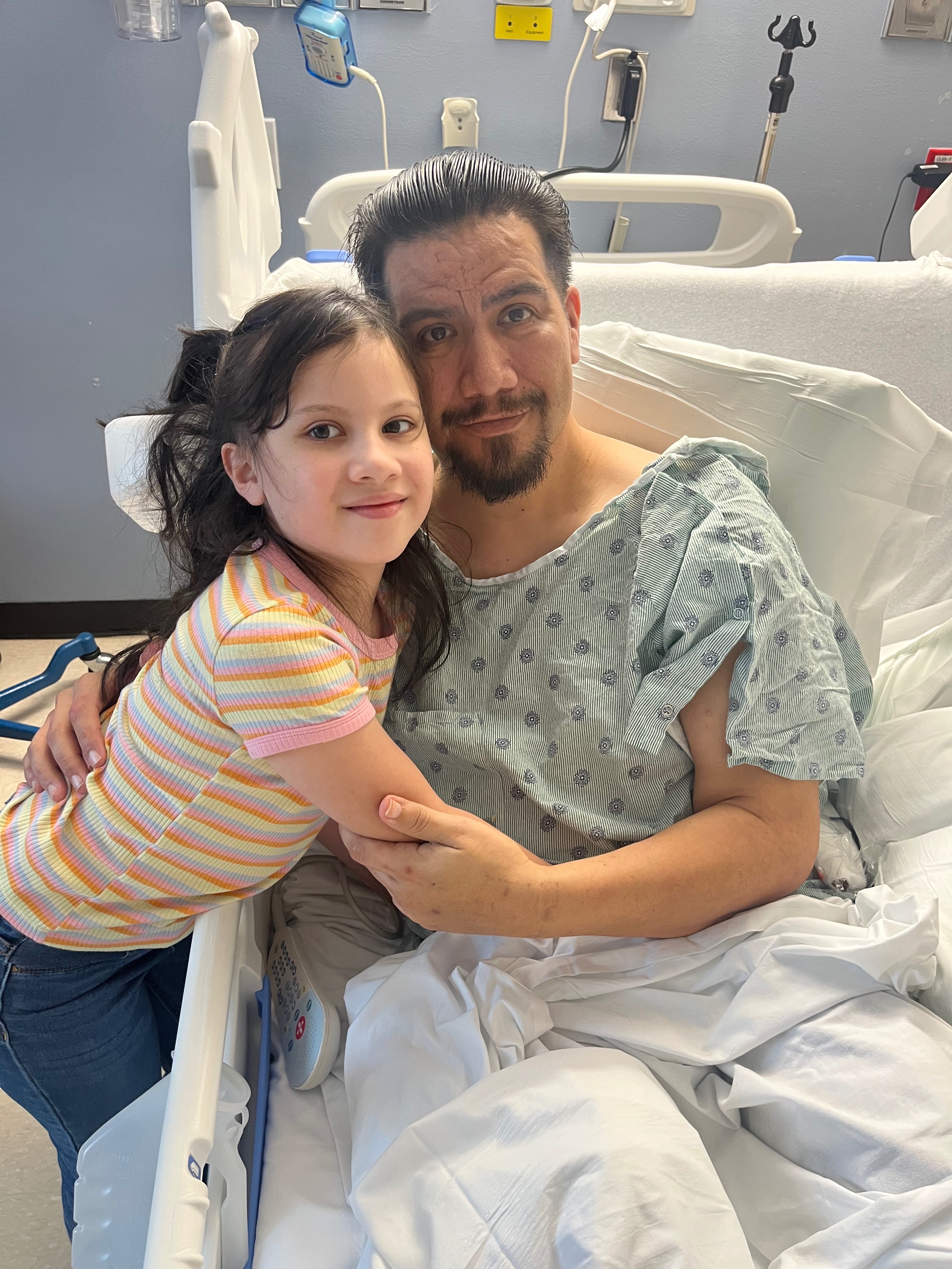 Assist a Father Rebuild After Amputation campaign photo, 2 of 6