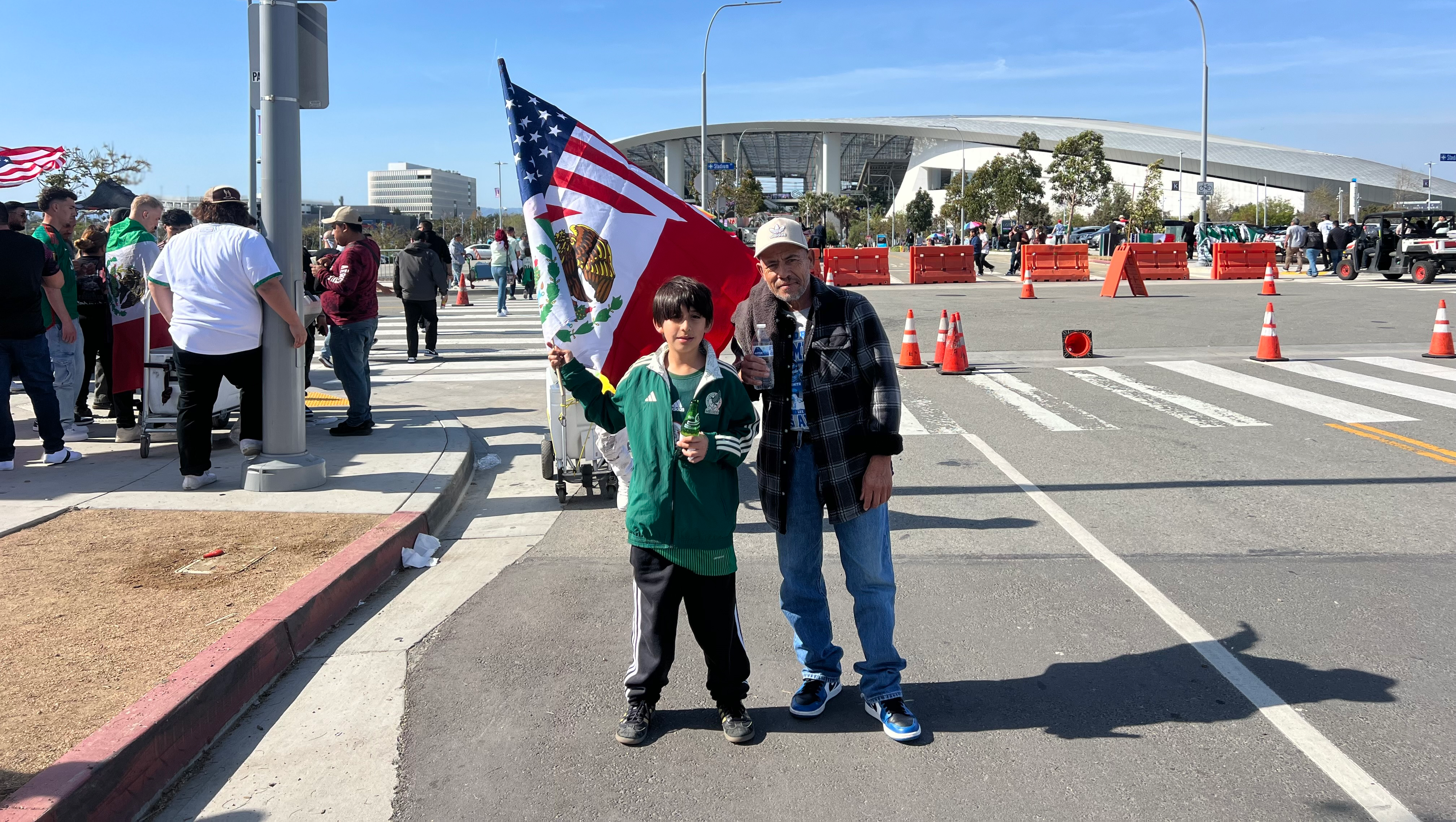 Support for Silvestre Jiménez Gómez & Family photo