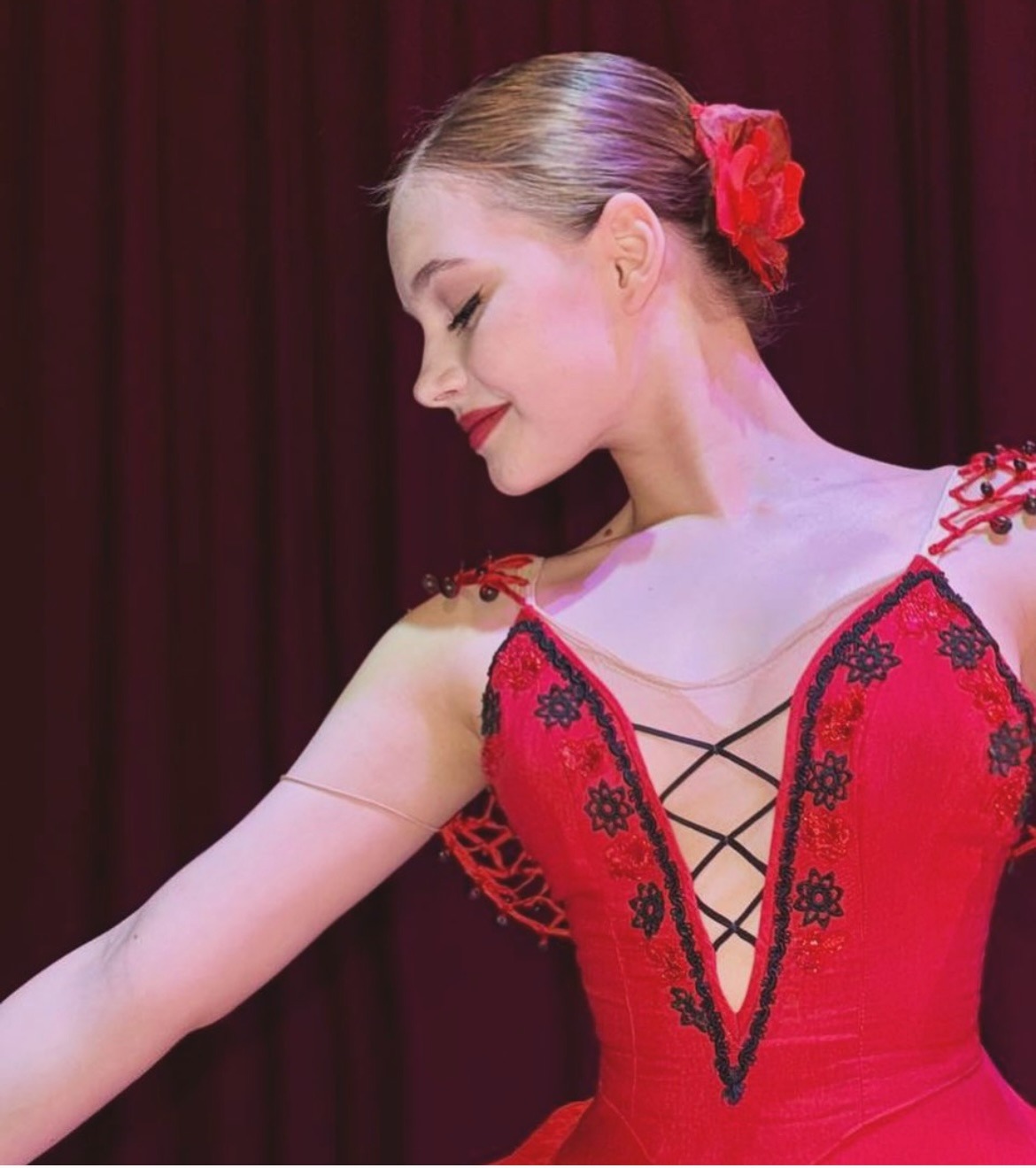 Support Nika's Journey from War to Dance Academy campaign photo, 5 of 8