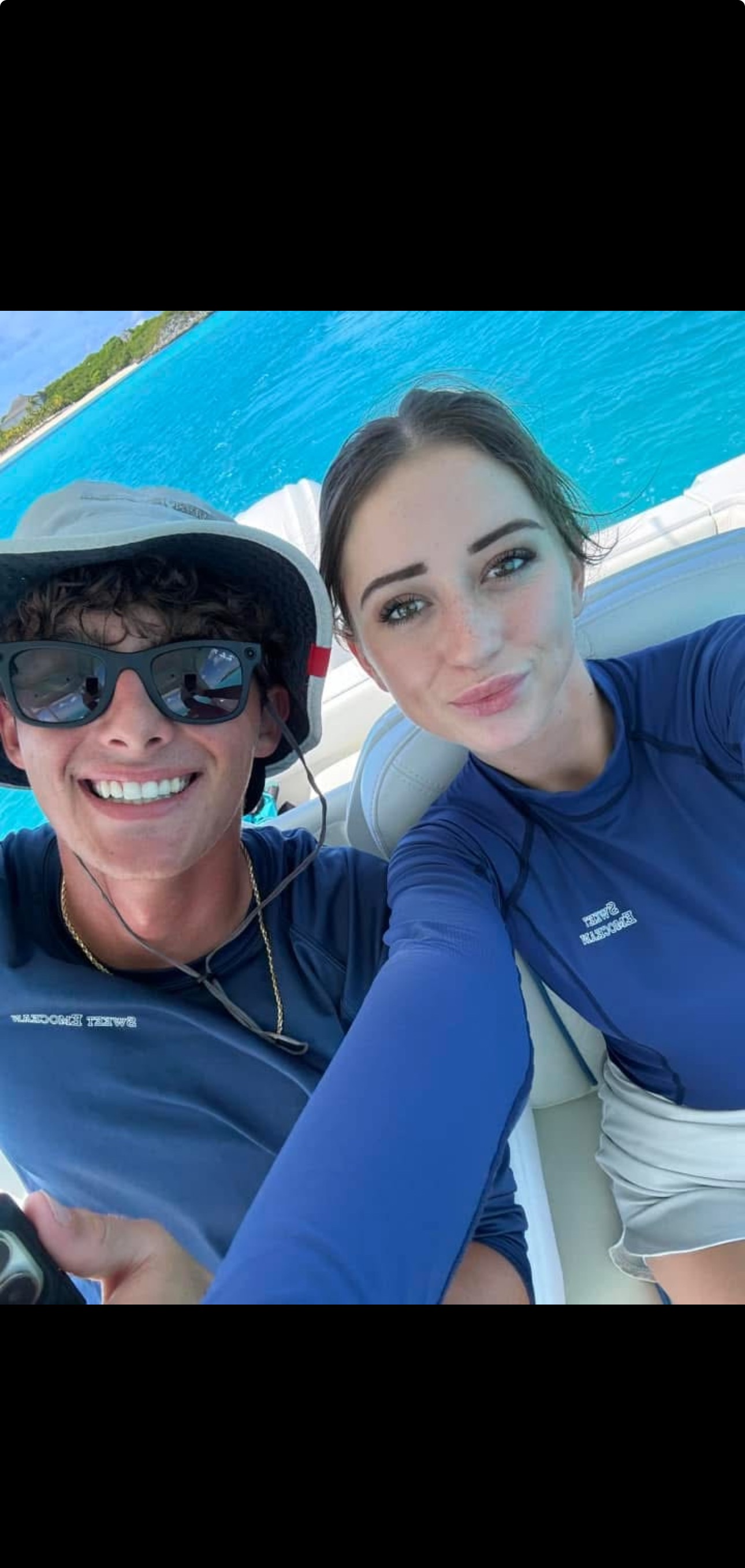 The yachting community and the global public have rallied around the Bell family in support