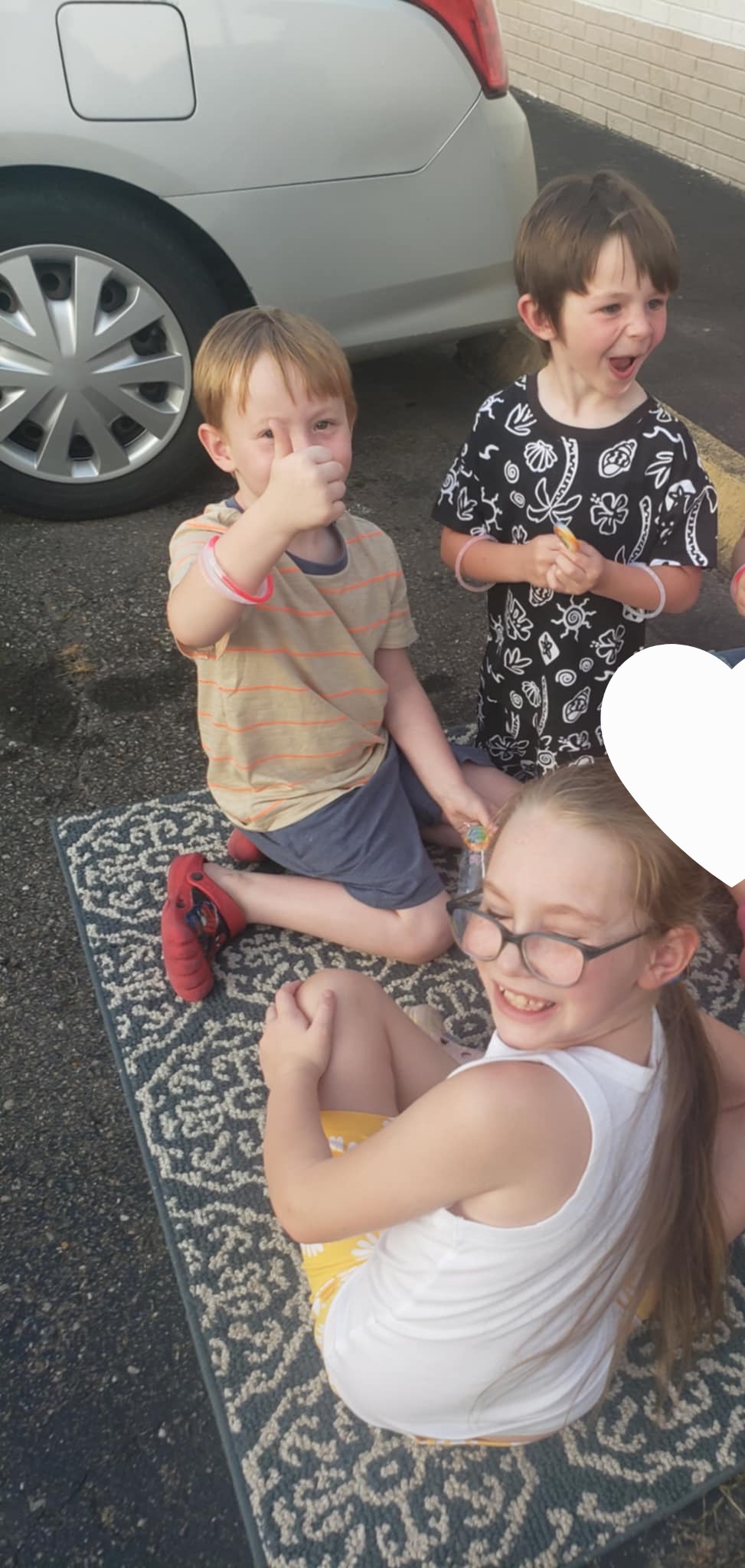 Urgent Help for Peggy and Her Grandchildren campaign photo, 4 of 8