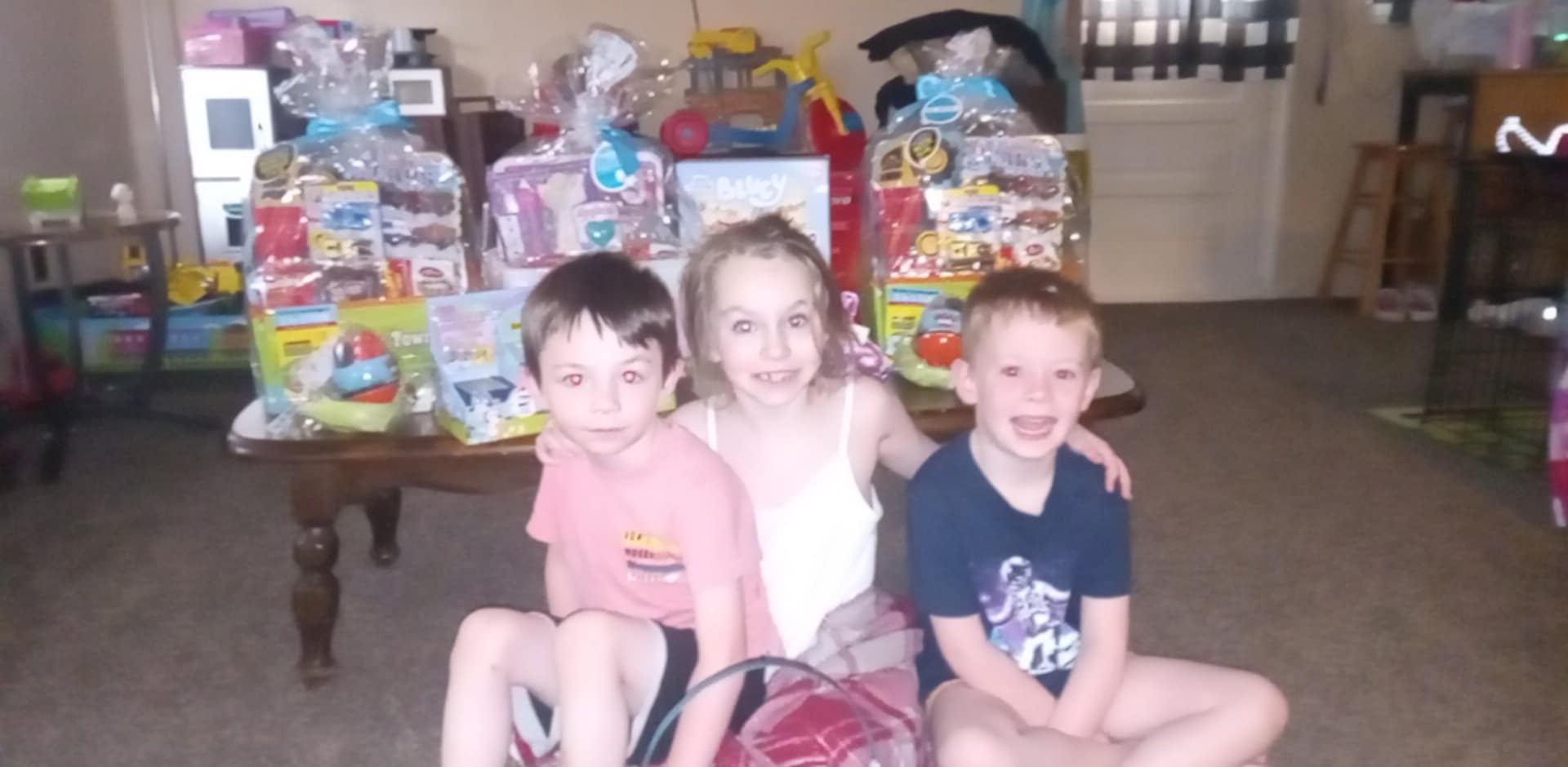 Urgent Help for Peggy and Her Grandchildren campaign photo, 6 of 8