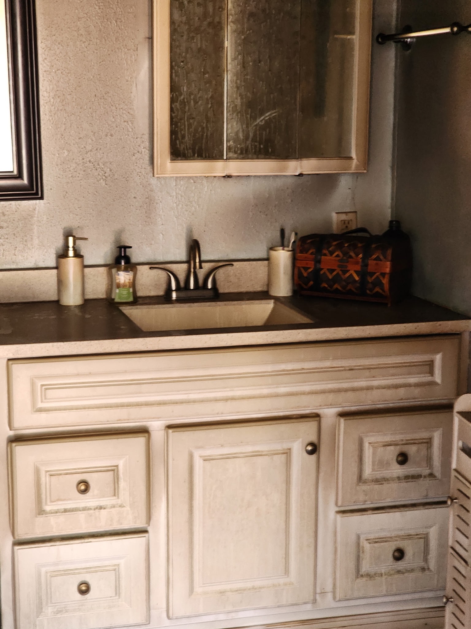 Support Charles and Pam After Devastating Fire campaign photo, 2 of 8