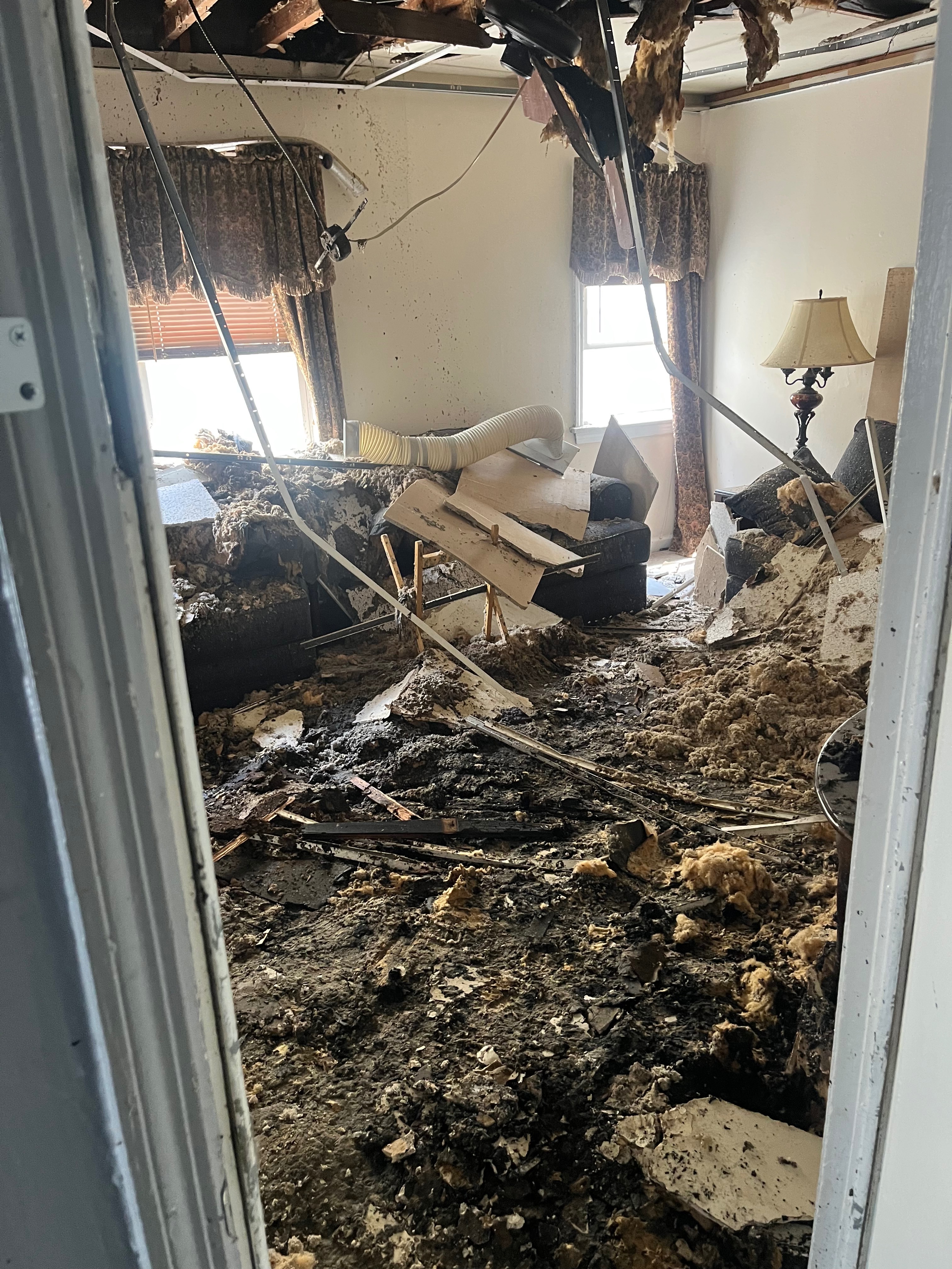 Help Leslie After Devastating Fire campaign photo, 4 of 6