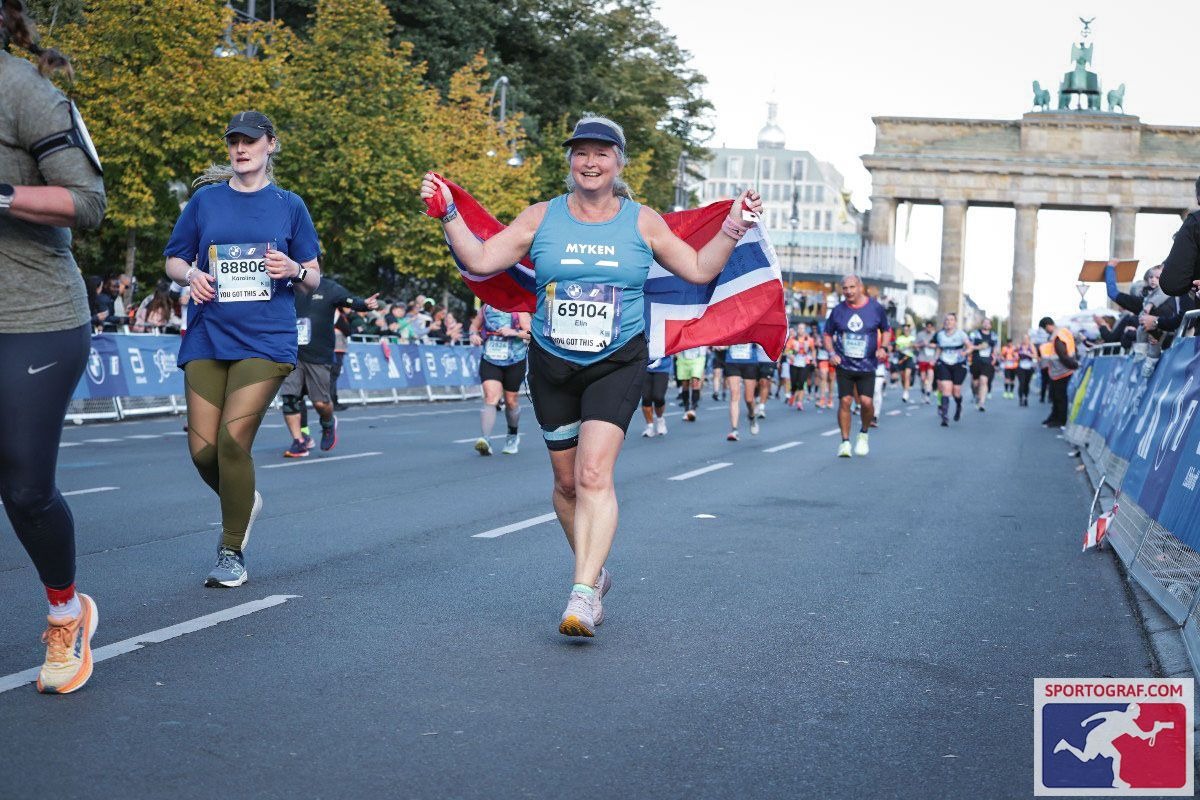 Running Tokyo for Family House Charity campaign photo, 2 of 4