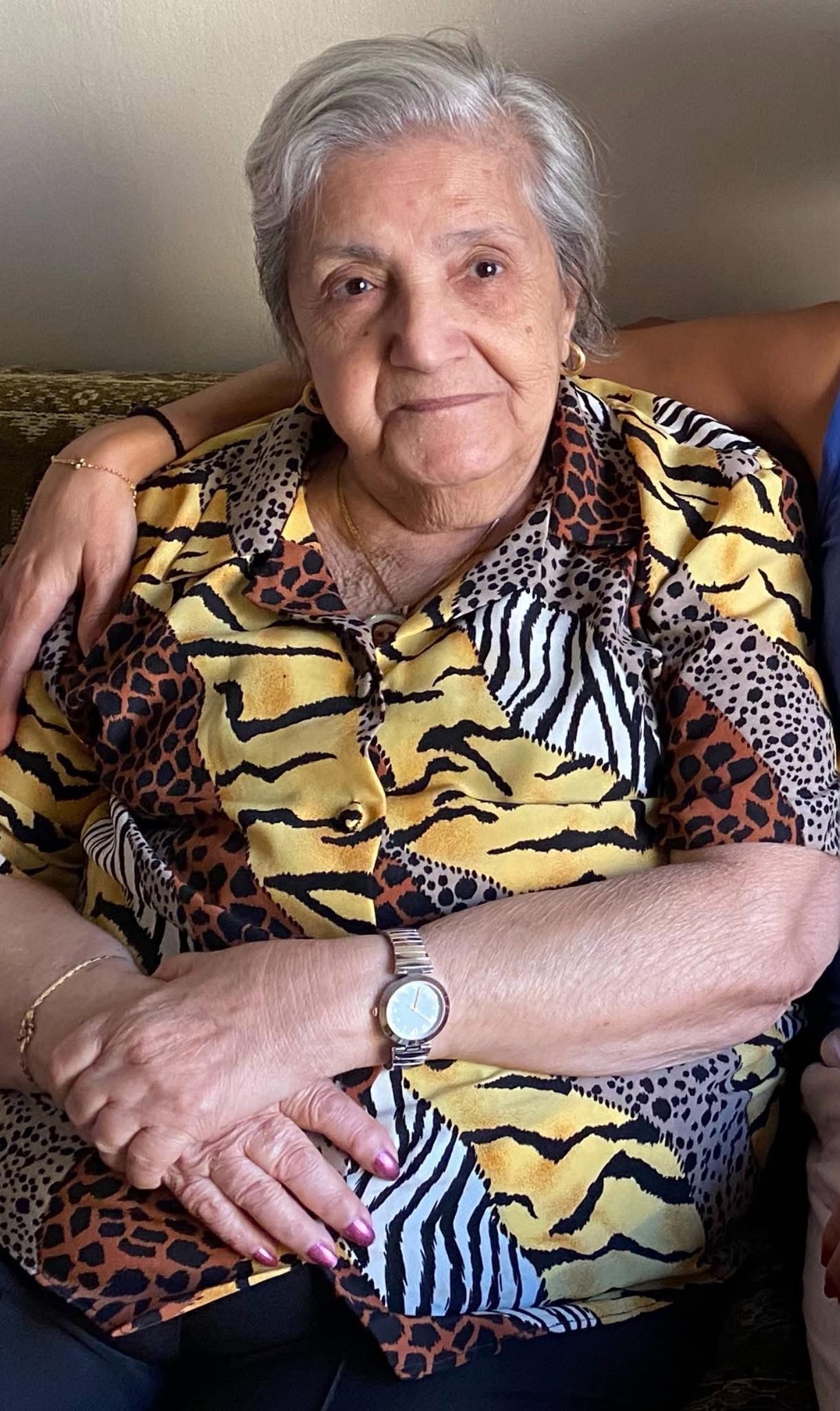 Help My Cousin Give Her Mom the Funeral She Deserves campaign photo, 2 of 4