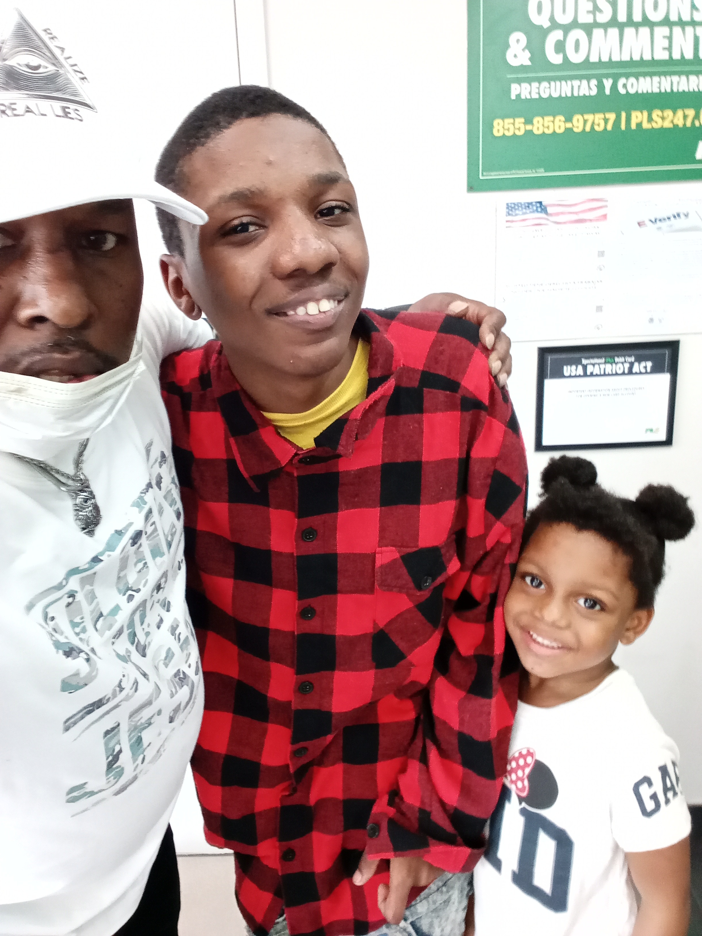 Help Lorrell McCray Fight Cancer & Homelessness,HELP PLEAS campaign photo, 4 of 8