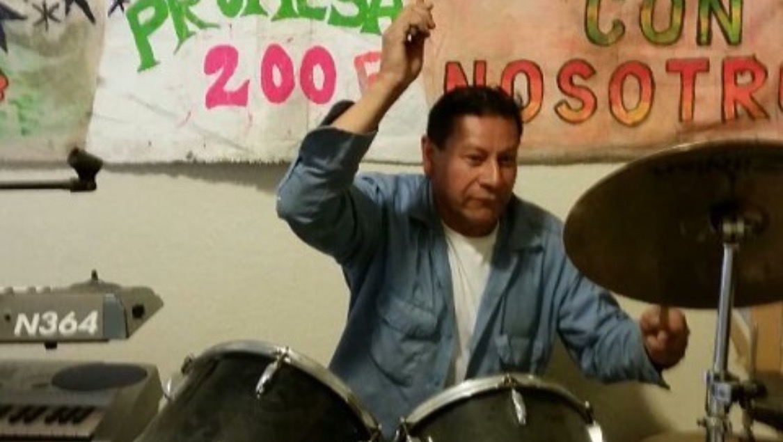 <h1>Help Lay My Dad to Rest Beside His Brother<span class="hidden-full-title" style="display:none;"> ❤️ by Mario Hernandex</span></h1>