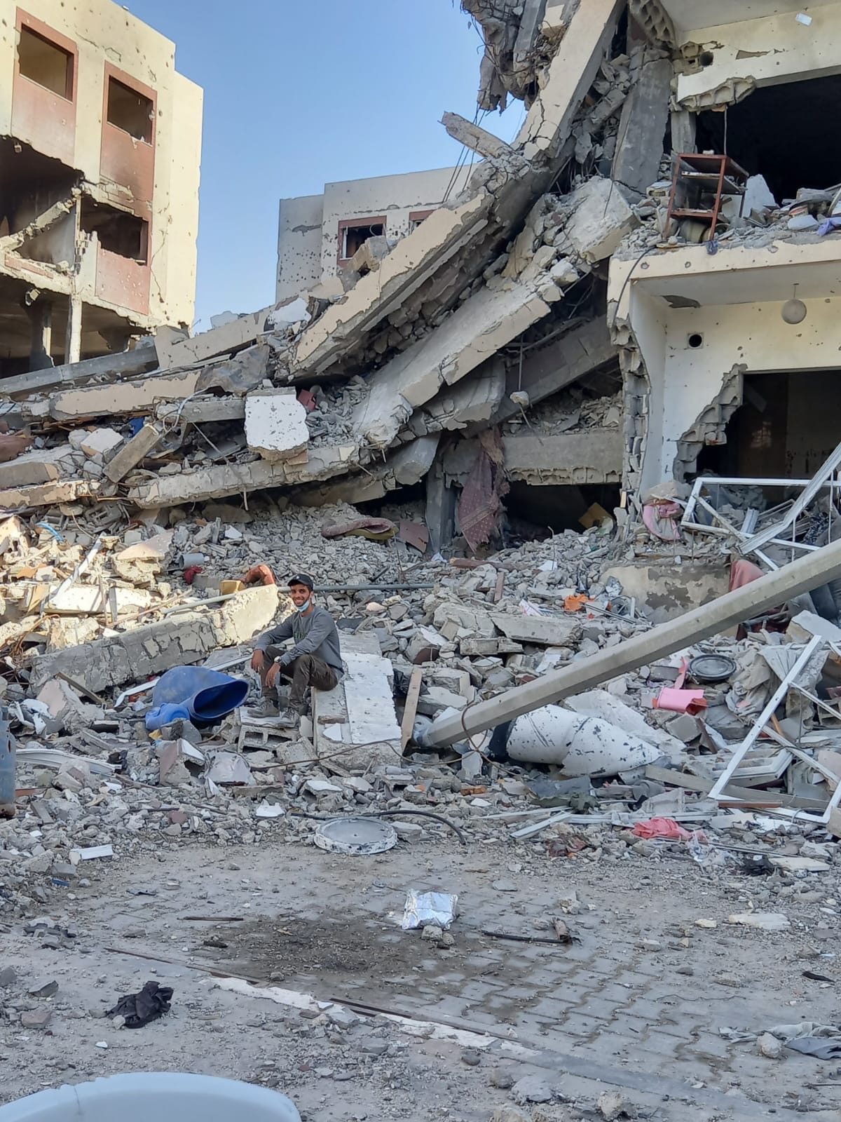 Help Nancy and Her Family Escape War in Gaza campaign photo, 6 of 8