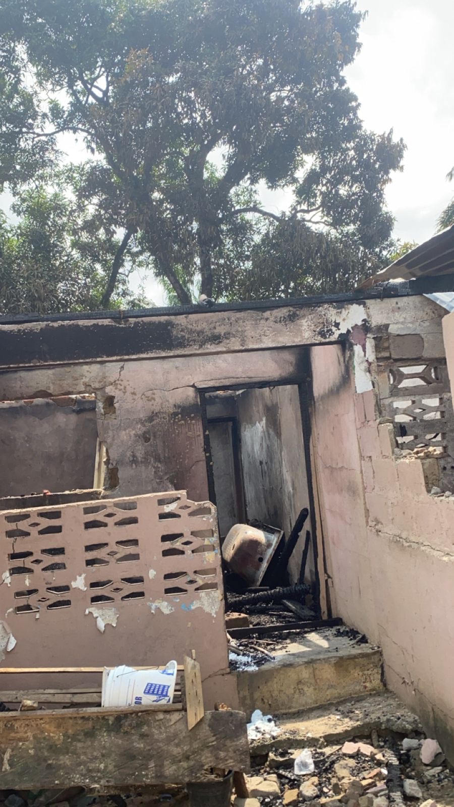 Support Urgent Aid in Liberia due to Fire campaign photo, 2 of 7