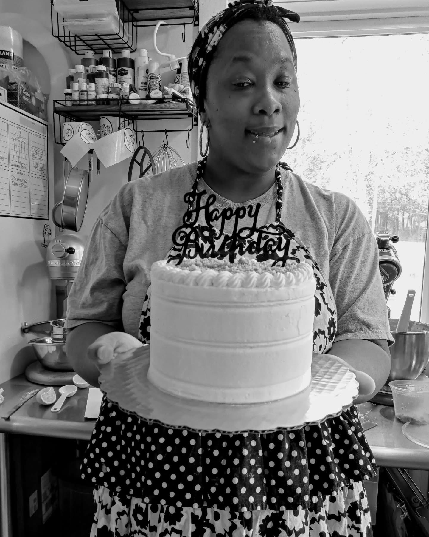 Help TheCuppiecakesQueen through a rough patch campaign photo, 4 of 7
