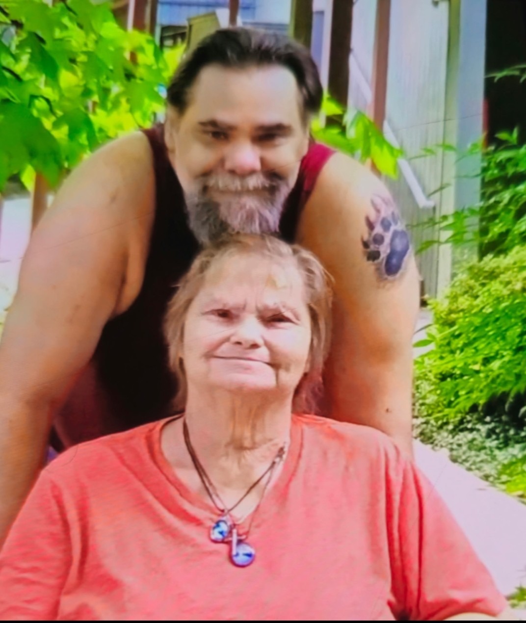 Help Donna Through Robert