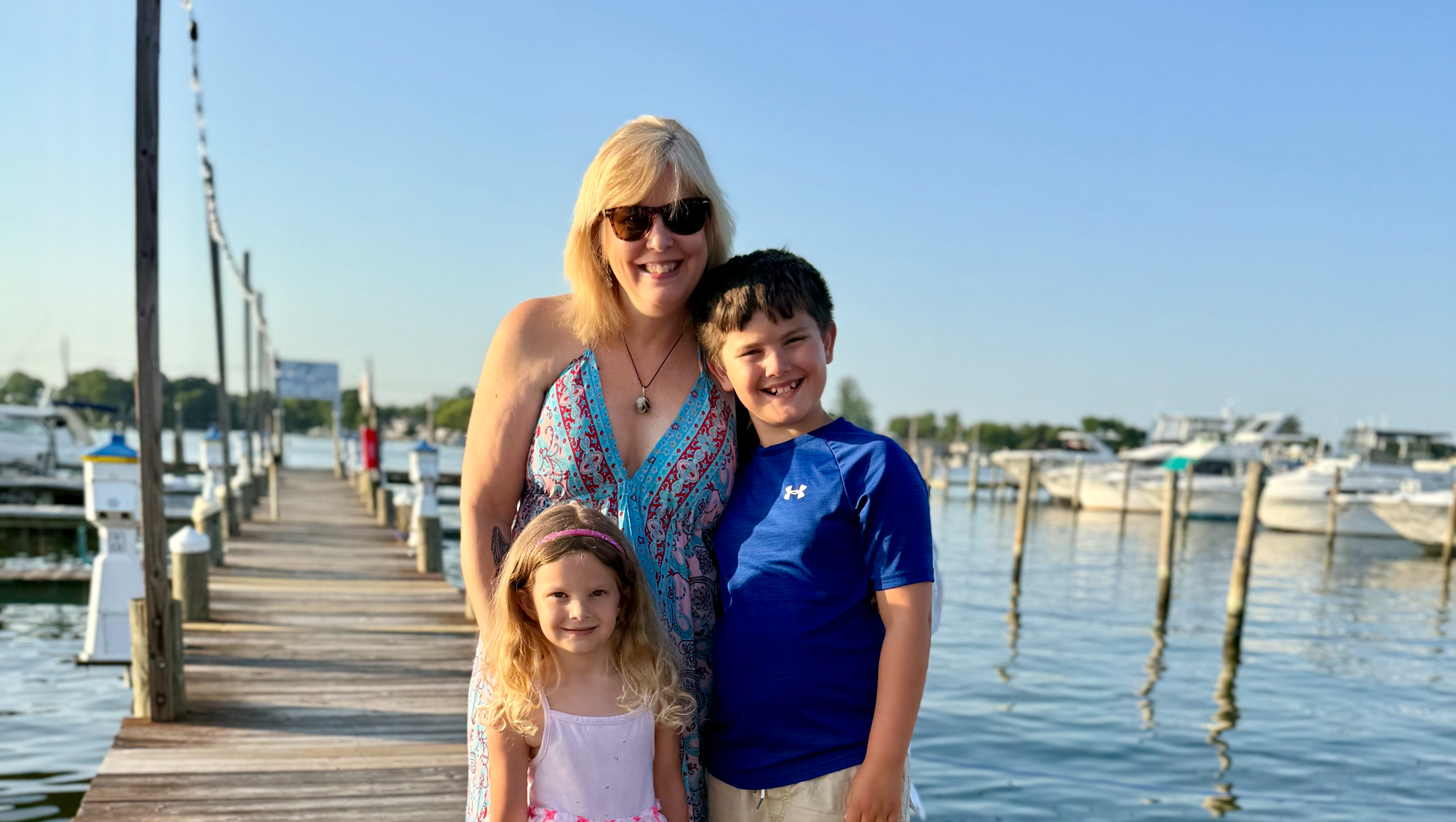 Support Mom's Battle Against Stage 4 Cancer photo