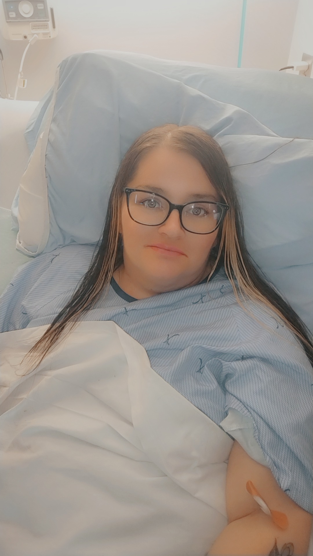 Medical equipment needed for Tinas release from the hospital campaign photo, 2 of 4