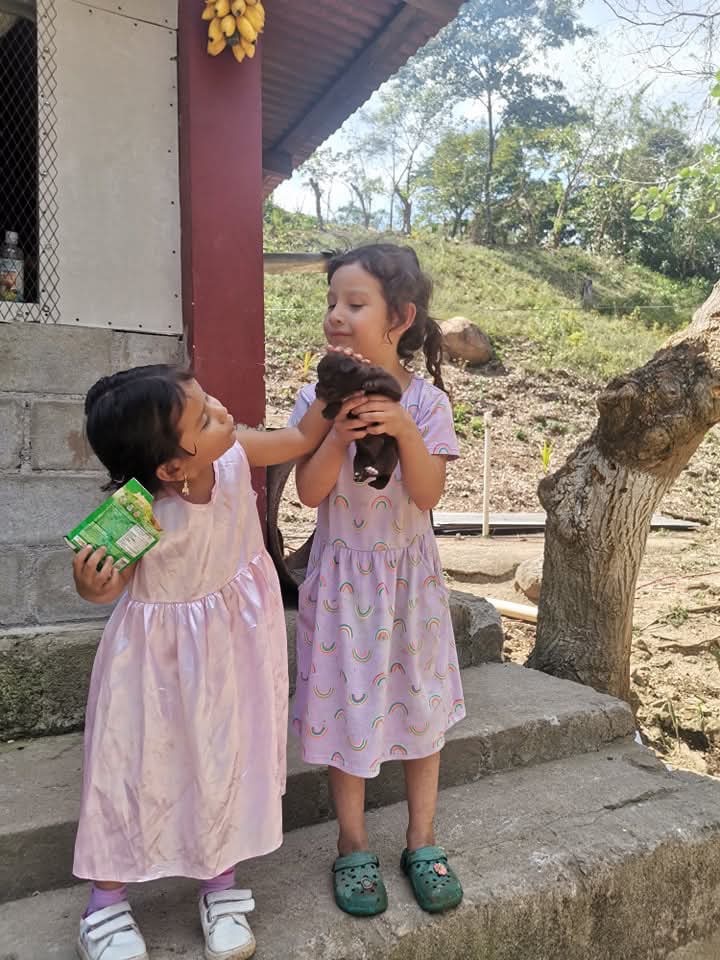 Essentials for Honduran Kids in Need campaign photo, 4 of 7