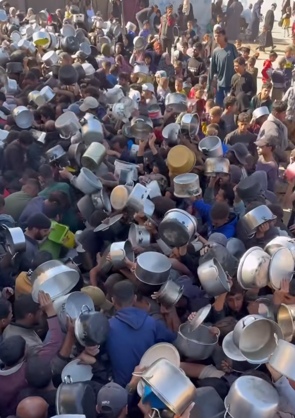 Humanitarian Aid for Gaza Families: Food Survival Fund campaign photo, 2 of 8