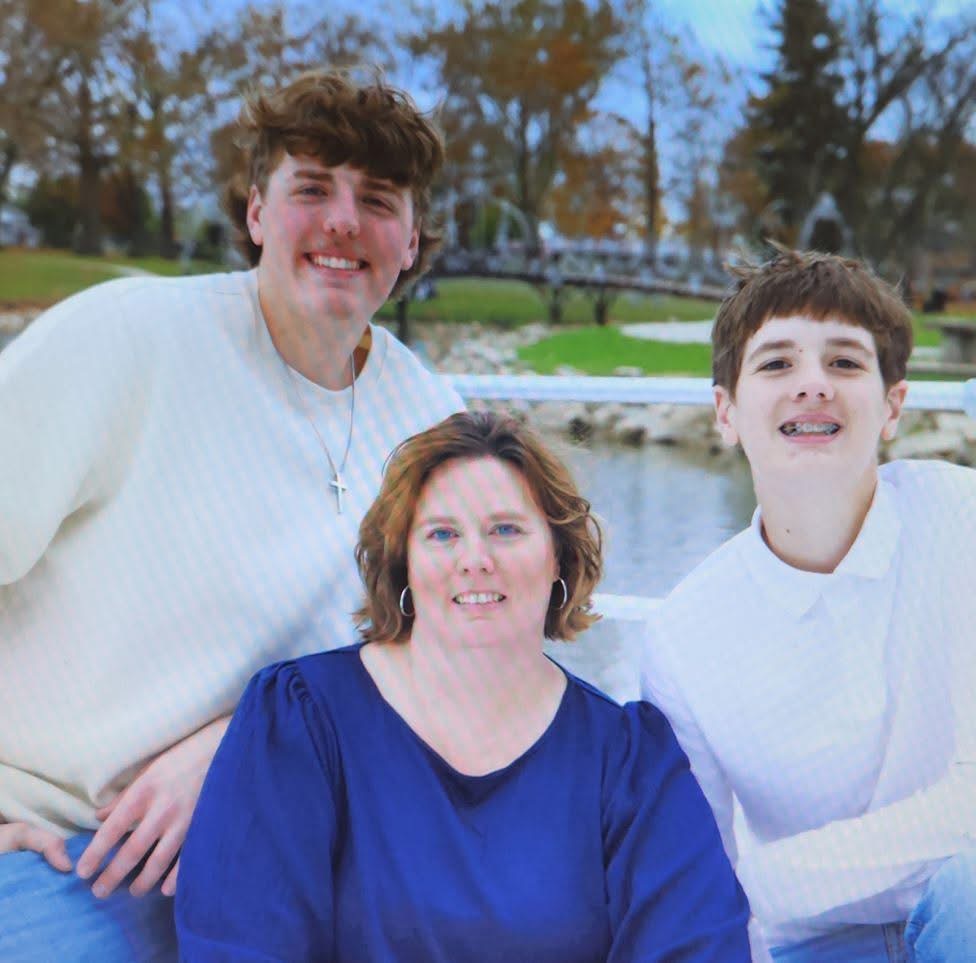 Stand with Shonna in Her Cancer Battle campaign photo, 2 of 5