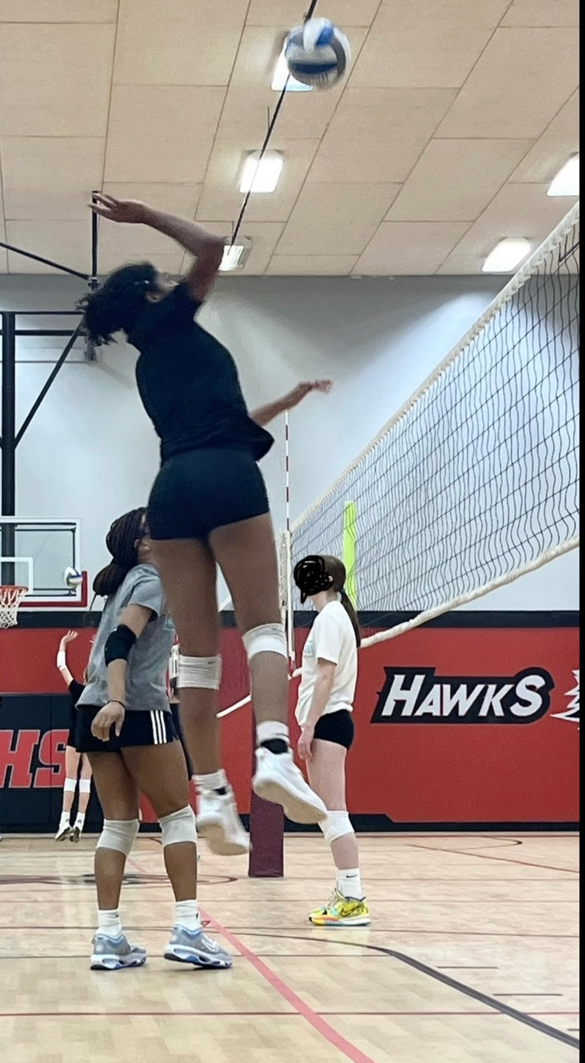 Help Ria continue with her volleyball journey! campaign photo, 2 of 8