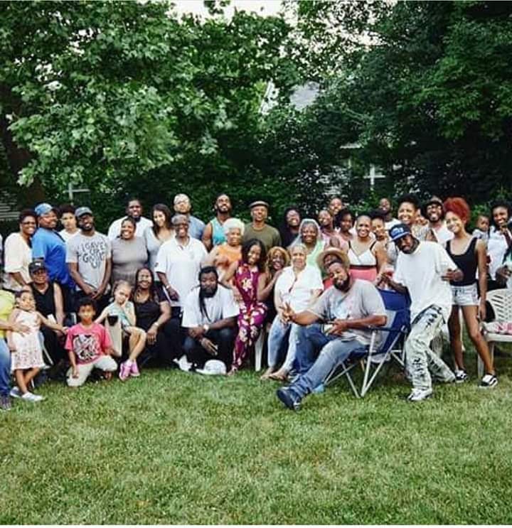 The McCrackin family feed some folks!!! Frfr.... campaign photo, 7 of 8