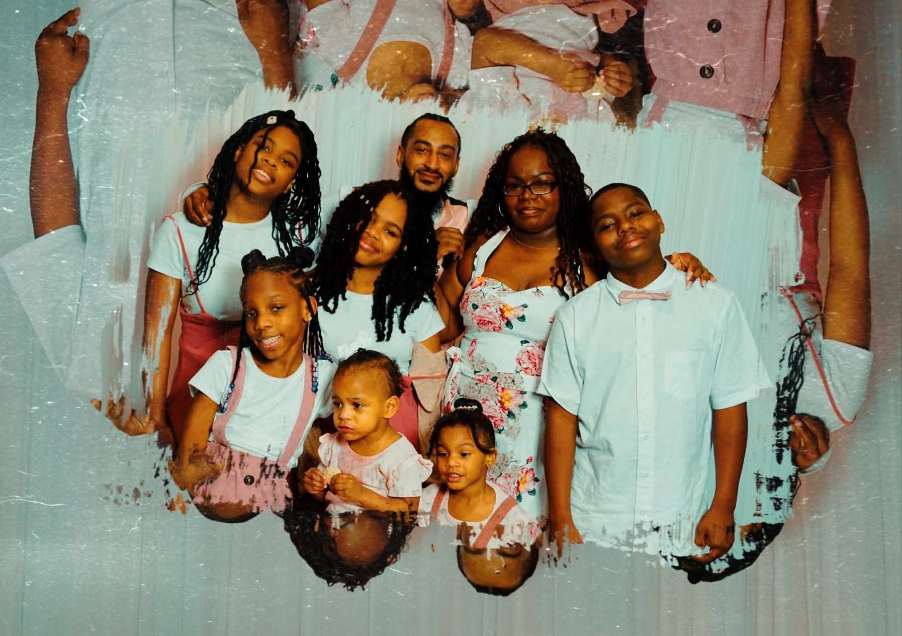 Help a Family Stay Together Through Cancer Battle campaign photo, 2 of 4
