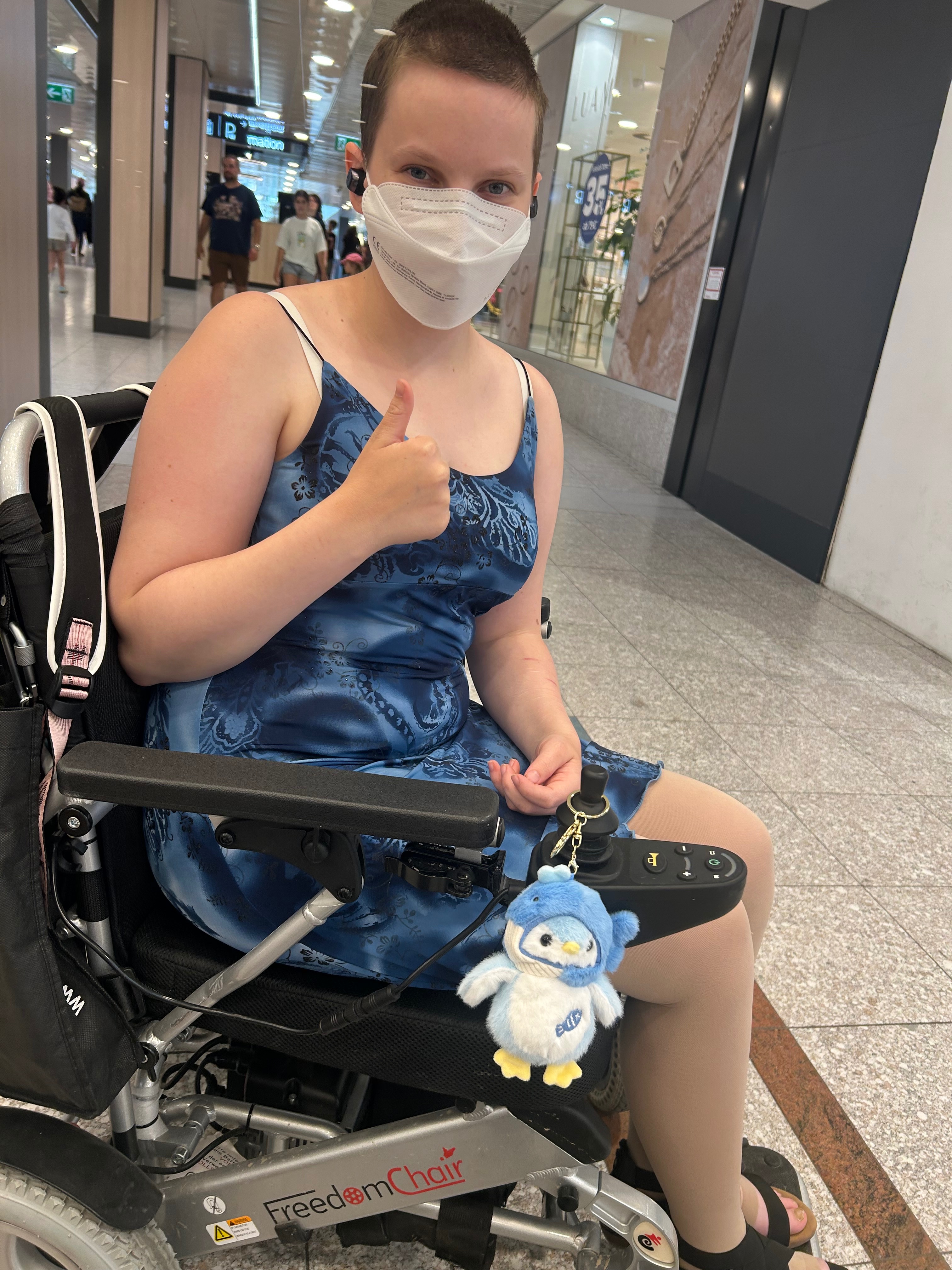 Kampagnen-Foto für ME-CFS erkrankte. Sobi (20) braucht Hilfe, 4 von 8