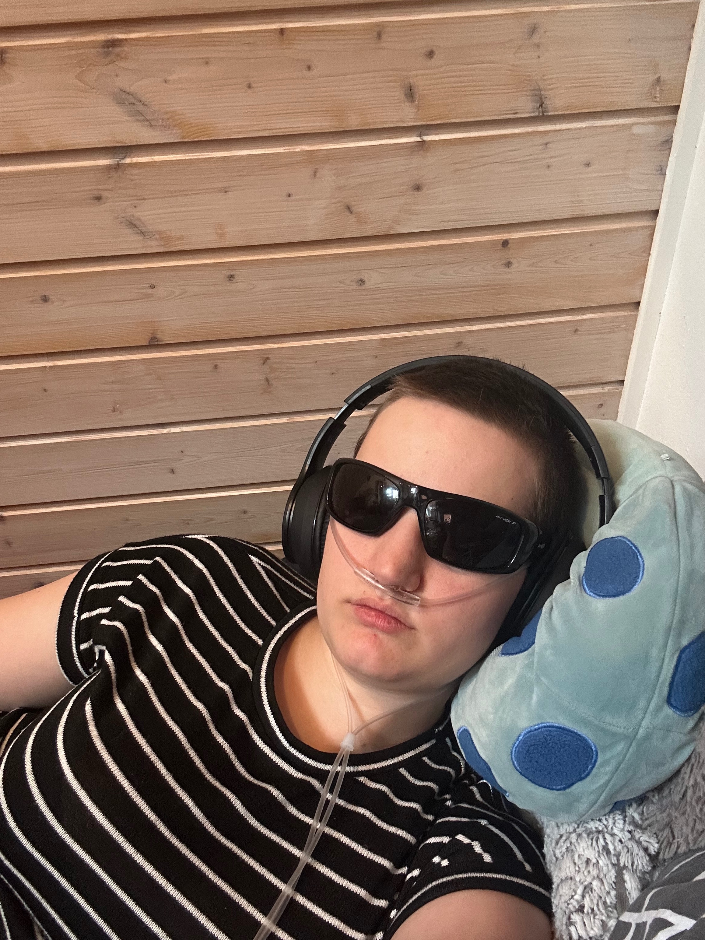 Kampagnen-Foto für ME-CFS erkrankte. Sobi (20) braucht Hilfe, 5 von 8