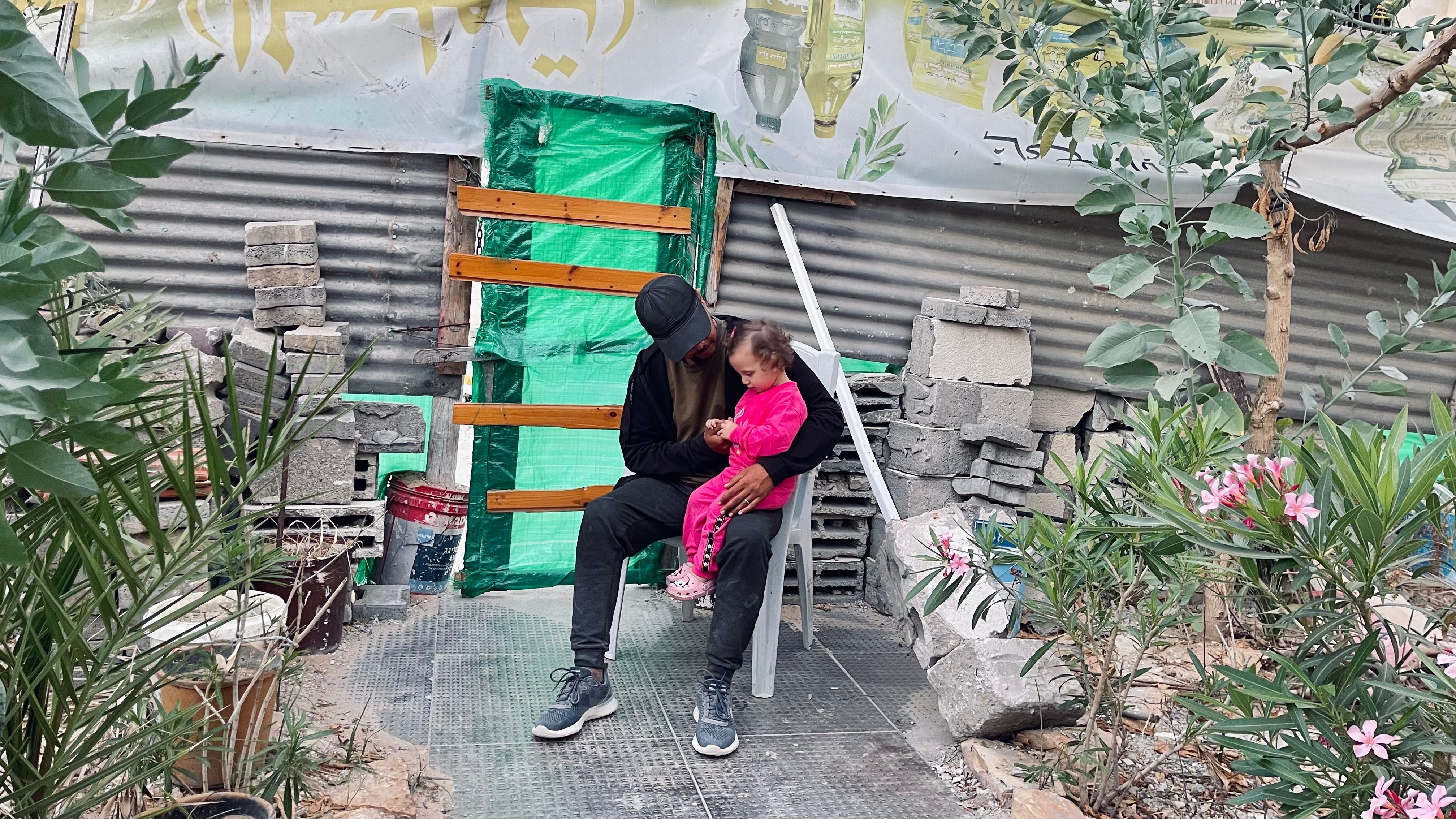 Help Rezk's Family with Food and Water in Gaza campaign photo, 2 of 4