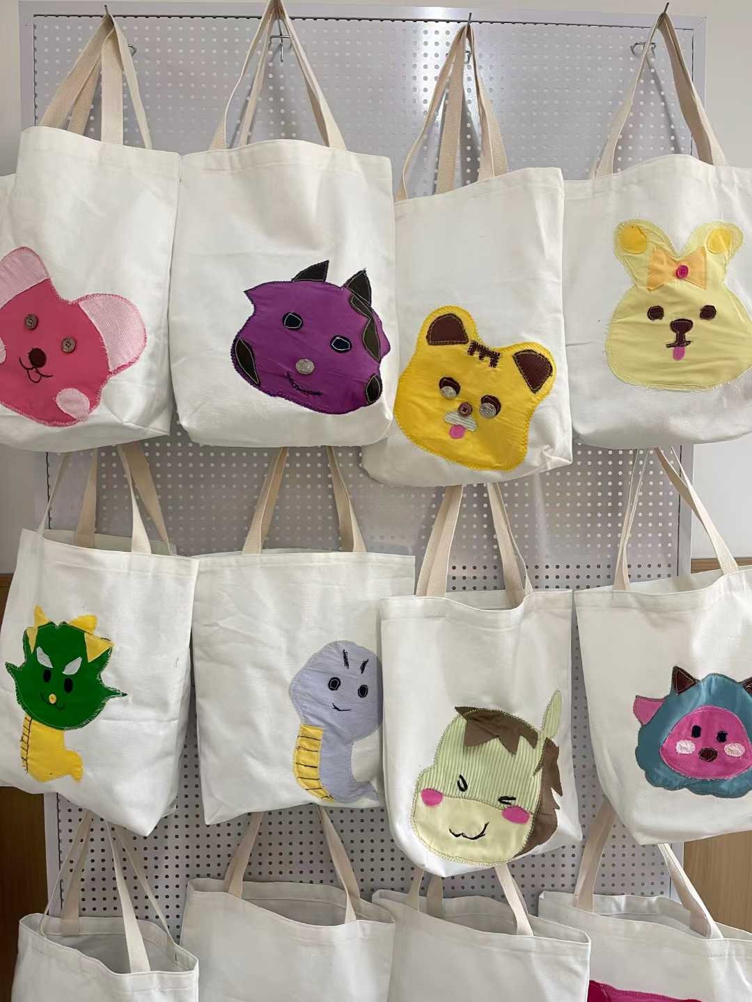 Event Gift for Children@Taiyuan Autism Rehabilitation School campaign photo, 2 of 4