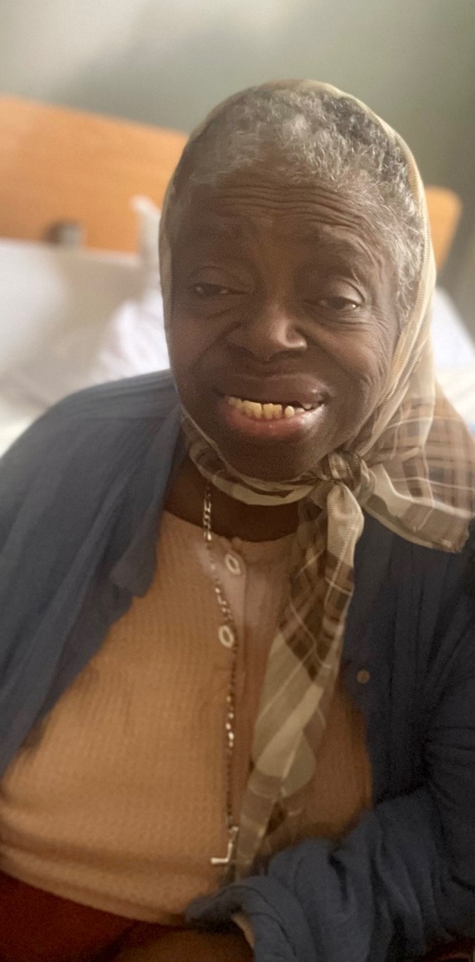 Help Relocate a beloved Ms. O to Safety campaign photo, 2 of 6