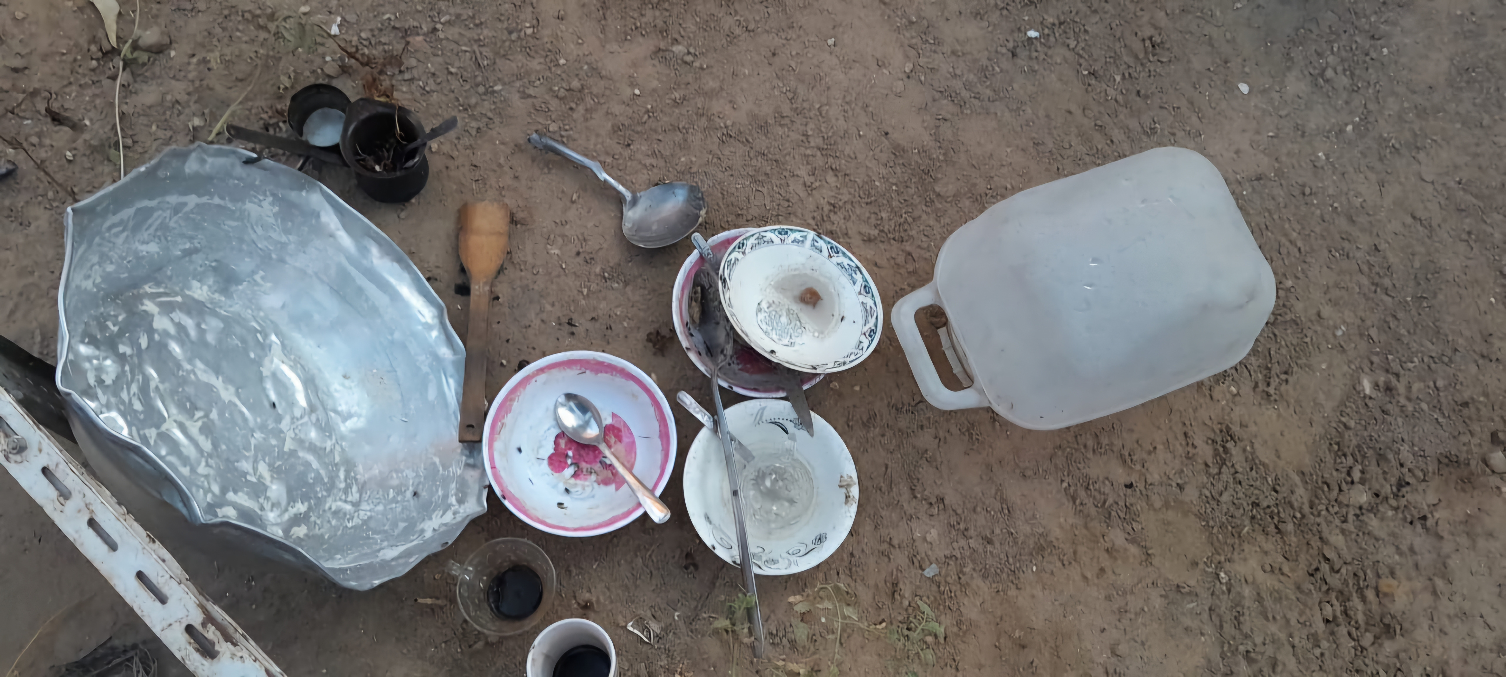 Help Ramuz and Her Eight Children Survive Displacement campaign photo, 5 of 8