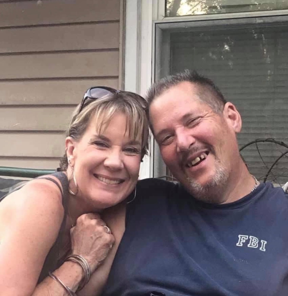 Dana and Cully's Hope: Facing Ovarian Cancer Together campaign photo, 4 of 5