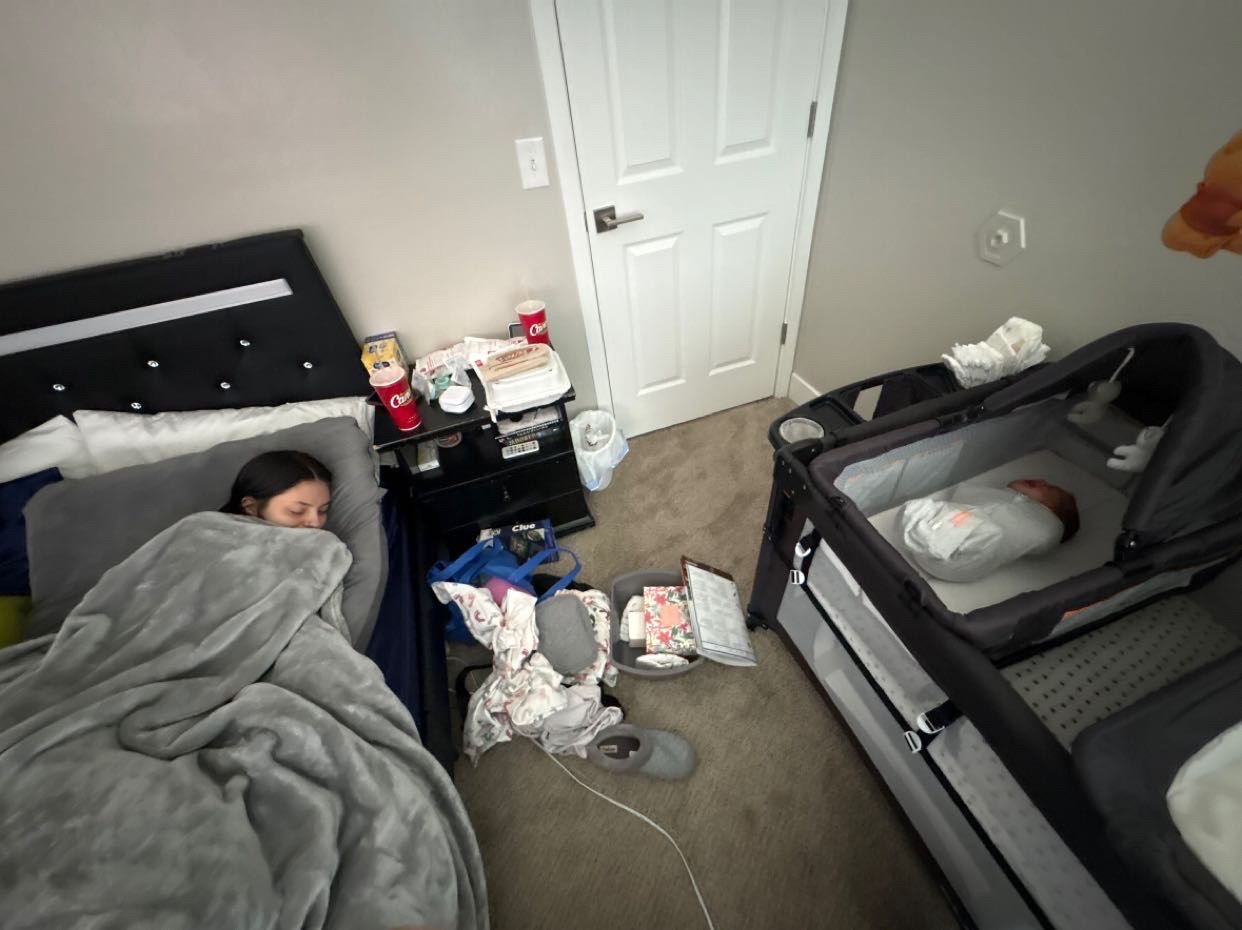 Help a Single Mom and Newborn After Car Accident campaign photo, 2 of 5