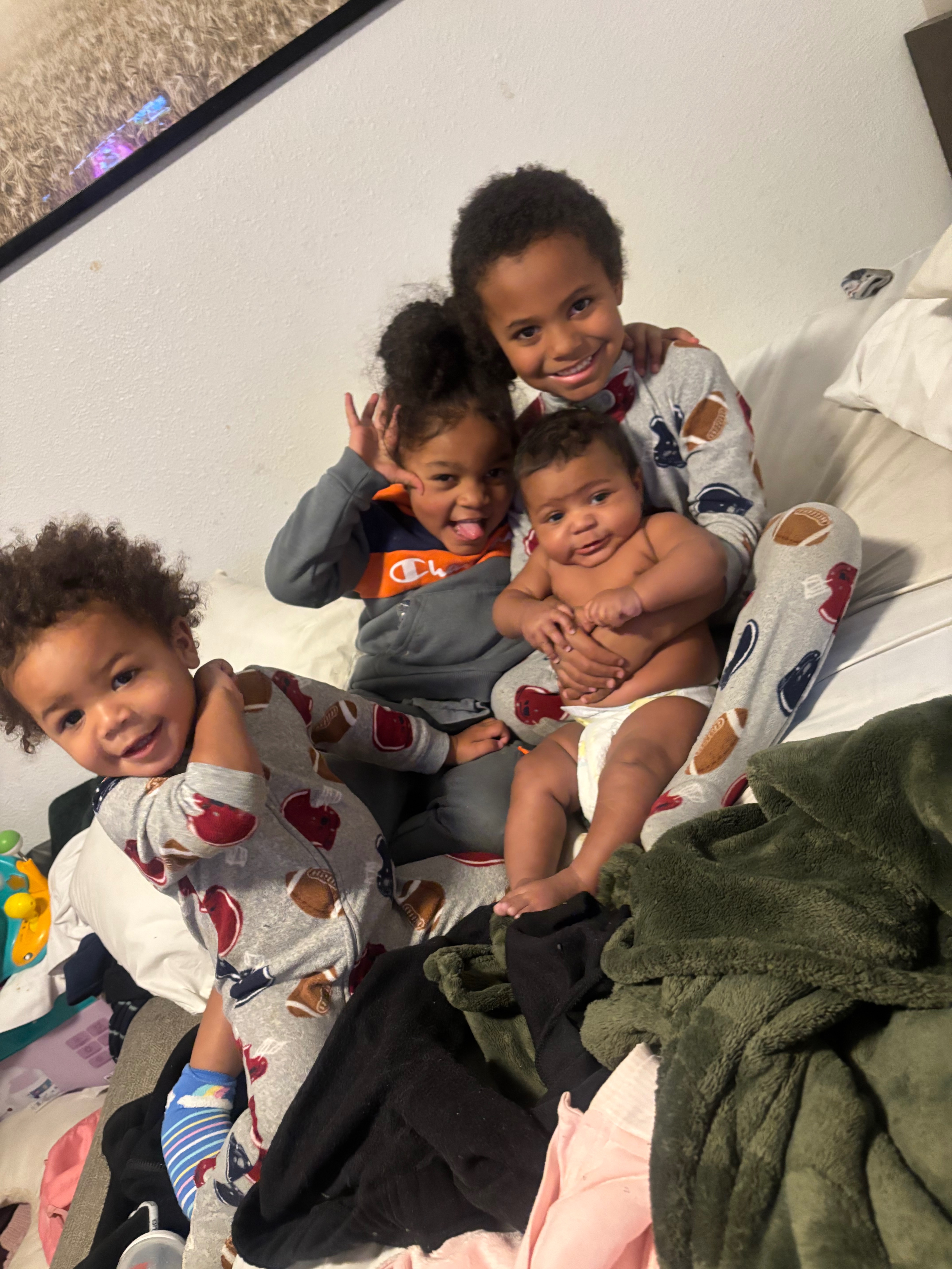 Single father of 4 trying to get out of Utah and back to wrk campaign photo, 7 of 8