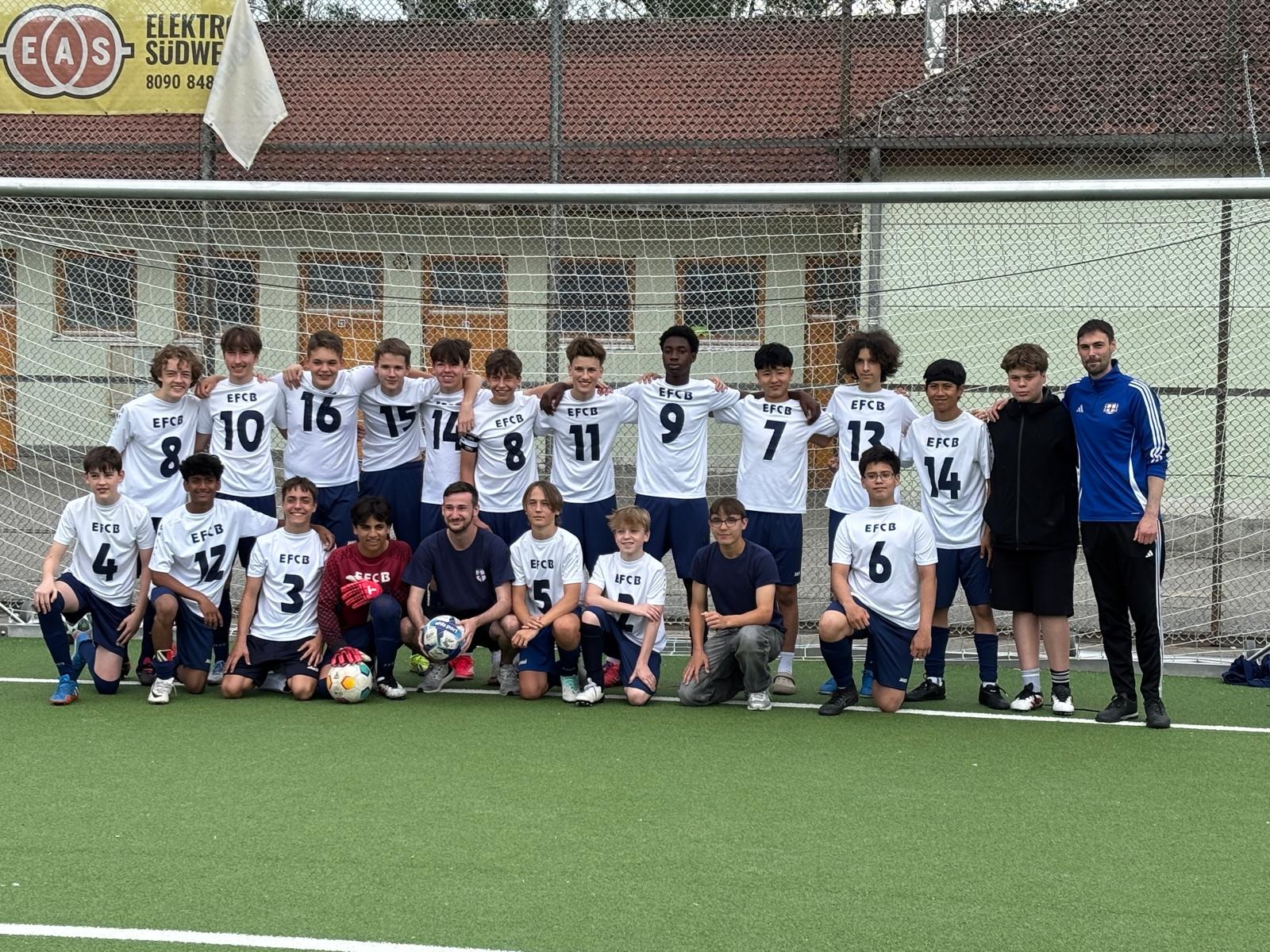 Help English FC Berlin boys kit up for the new season campaign photo, 2 of 8