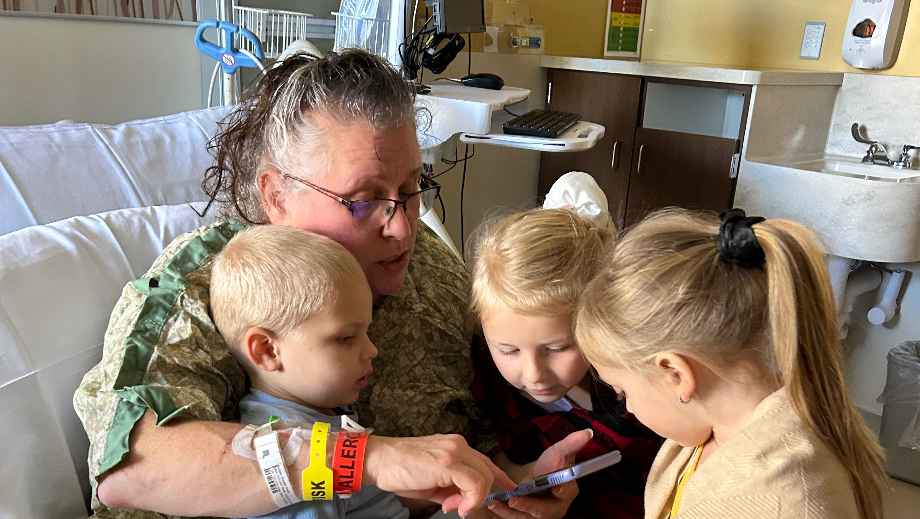 Help Support Jennifer Through Her Cancer Treatment photo