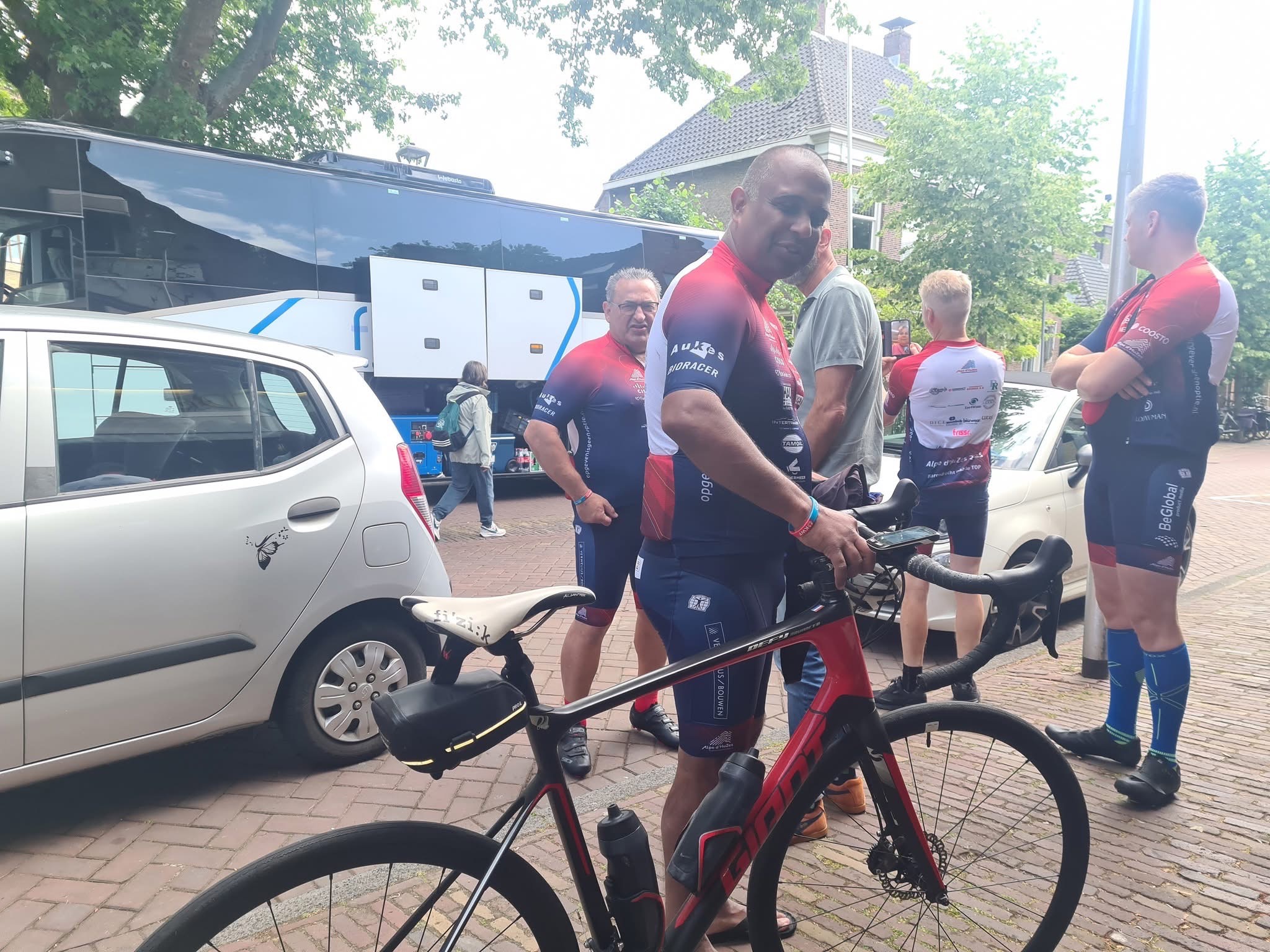 ♂️ Help Marcel weer op de fiets – voor Alpe d’HuZes! campaign photo, 2 of 4