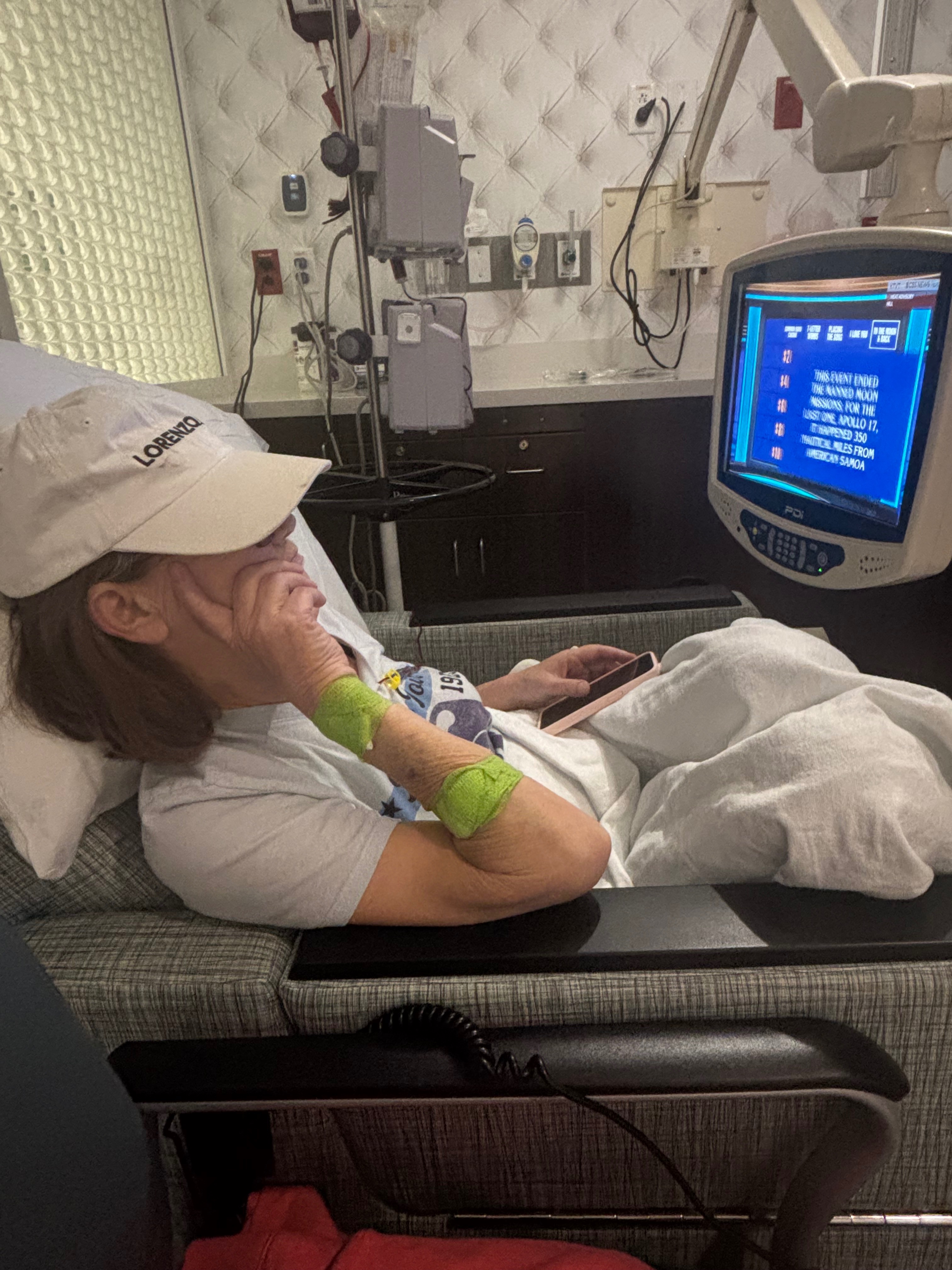 Help Our Mom Fight Stage 3 Cancer campaign photo, 2 of 5
