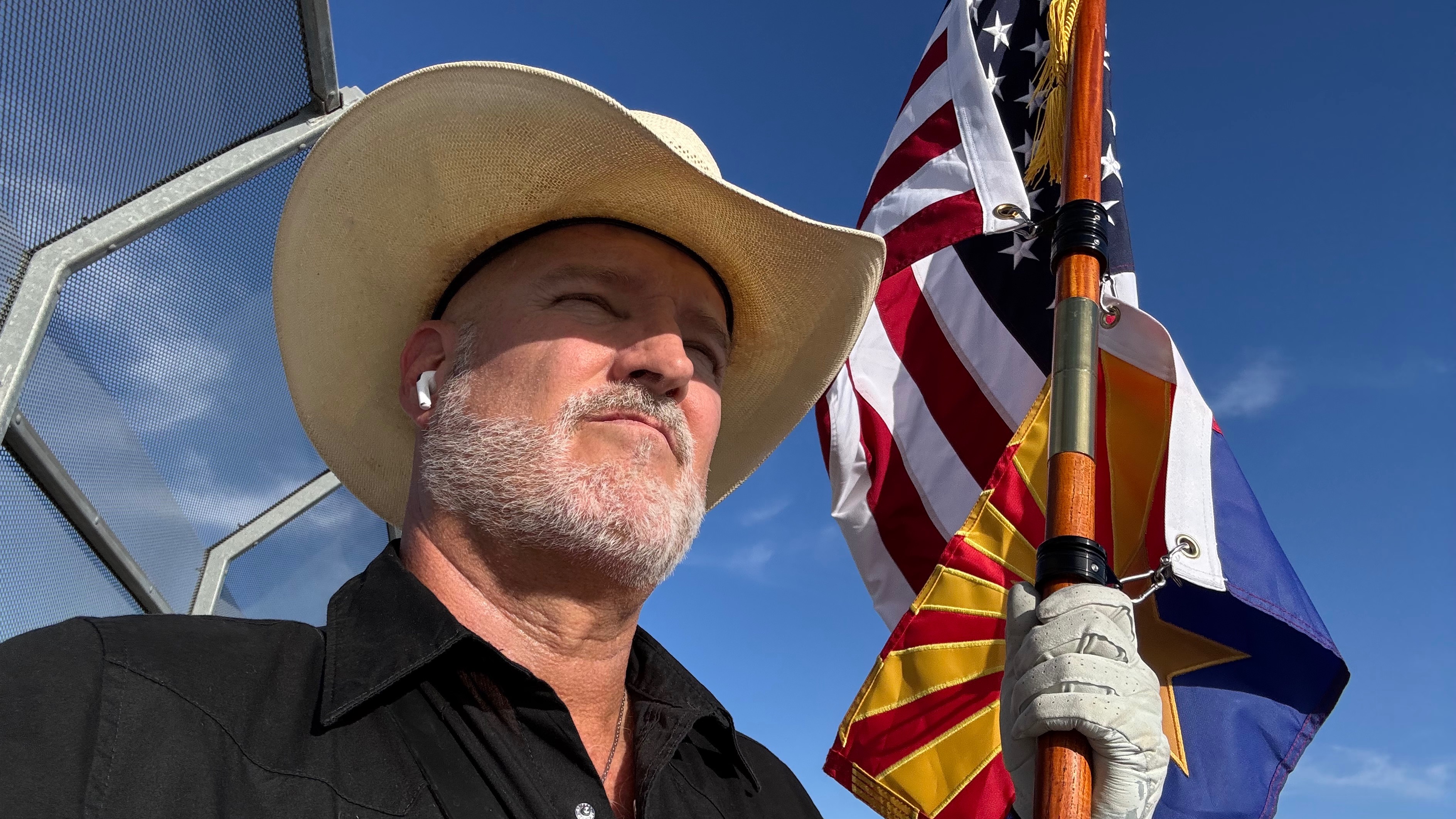 I’m your Journalist. If you want the truth. I’m your man. campaign photo, 7 of 8