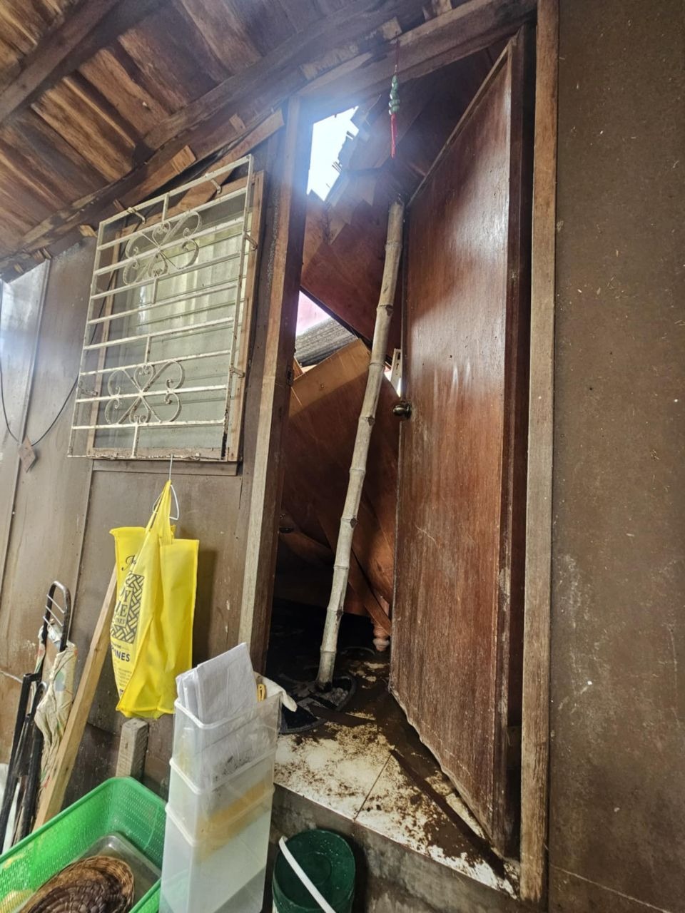 Hurricane Emong Destroyed Our Home–Please help my Family campaign photo, 2 of 7