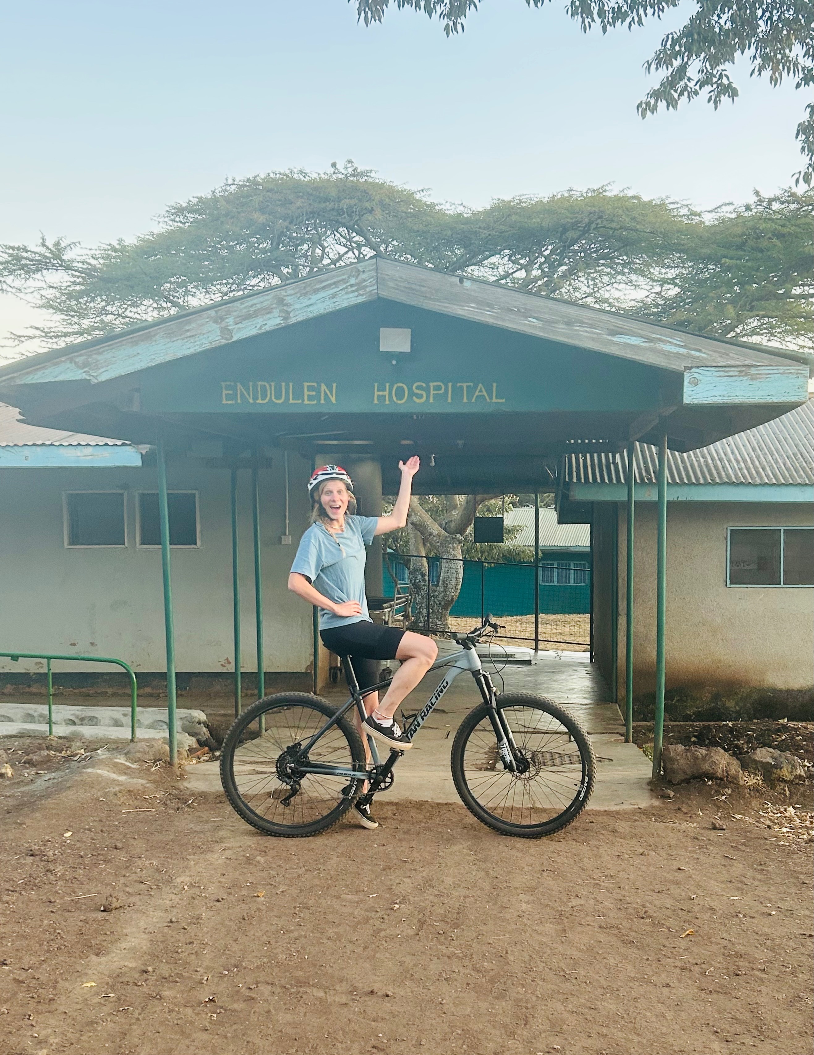 EAGER FOR ENDULEN HOSPITAL - vrouwenborrel campaign photo, 7 of 8