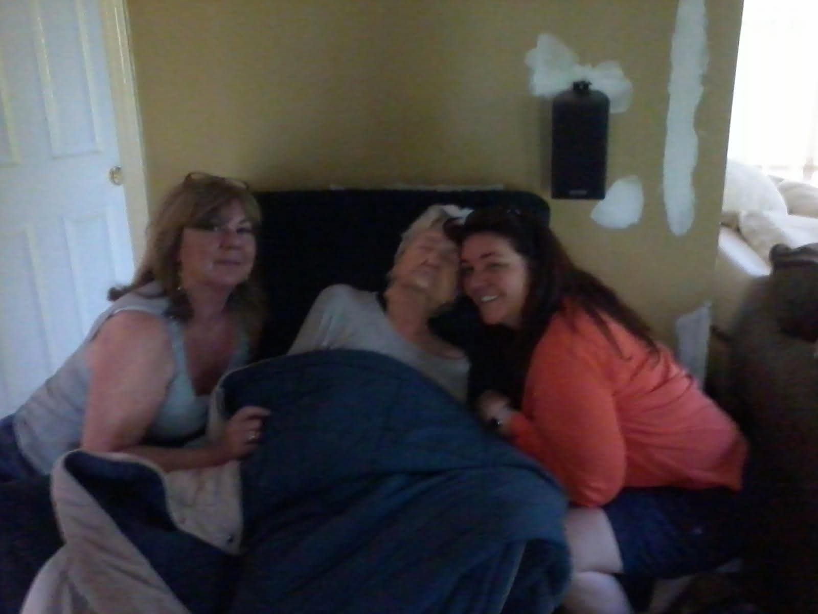 Lorraine Farrell funeral expenses campaign photo, 2 of 5