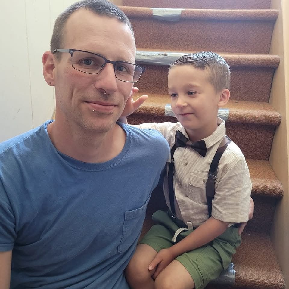 Aid a Hardworking Dad Facing Medical Crisis campaign photo, 2 of 4
