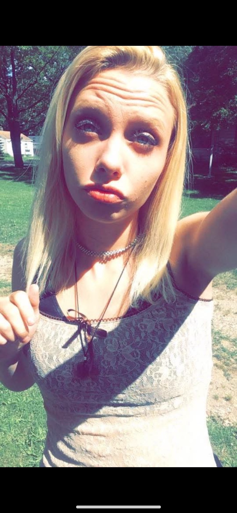 19 year old Candice’s Funeral Costs Need Your Help by Carolyn Heacox  gofundme donation
