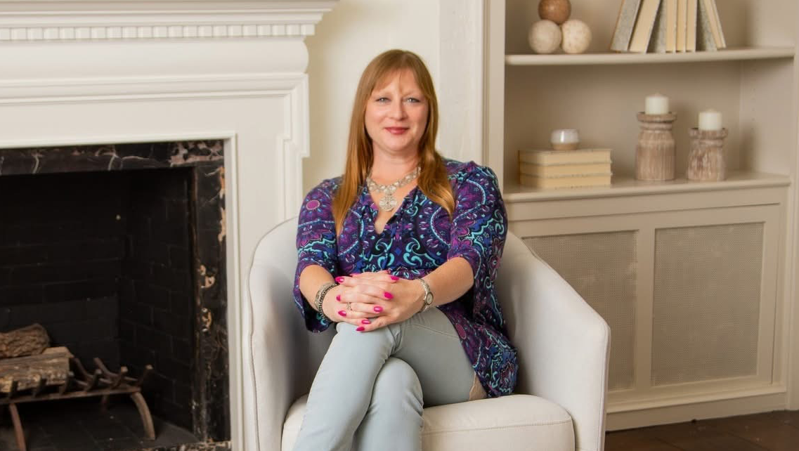 Support the Eastman girls