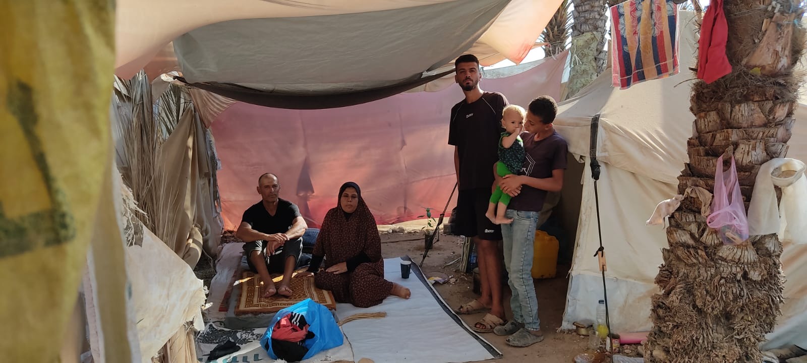 Help a Father Rebuild His Life After Losing in gaza campaign photo, 2 of 8