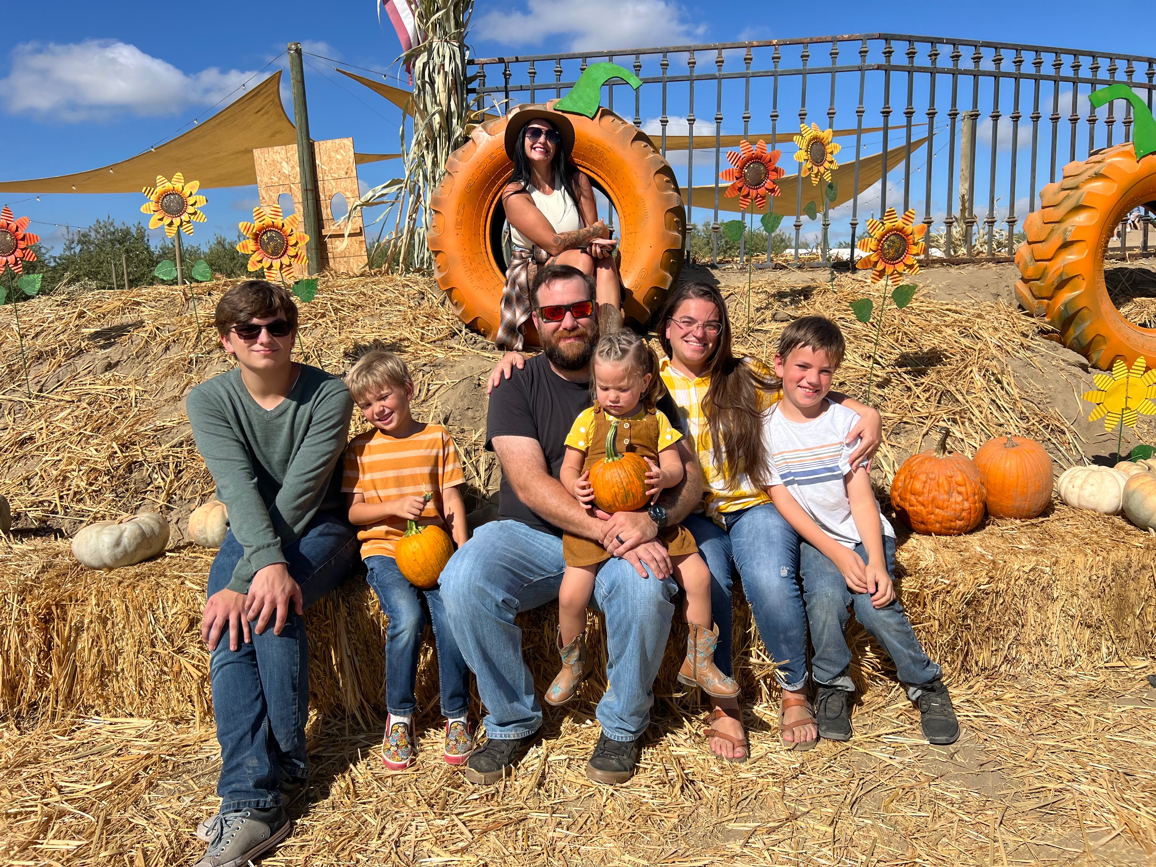 Help Jonathan's Family Navigate This Heartbreaking Time campaign photo, 4 of 5